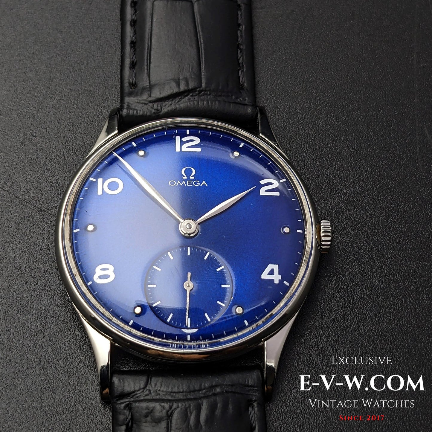 Omega vintage de 76 ans, cadran bleu, réf. 2401-3 / Cal. 360 / Année de fabrication : 1947