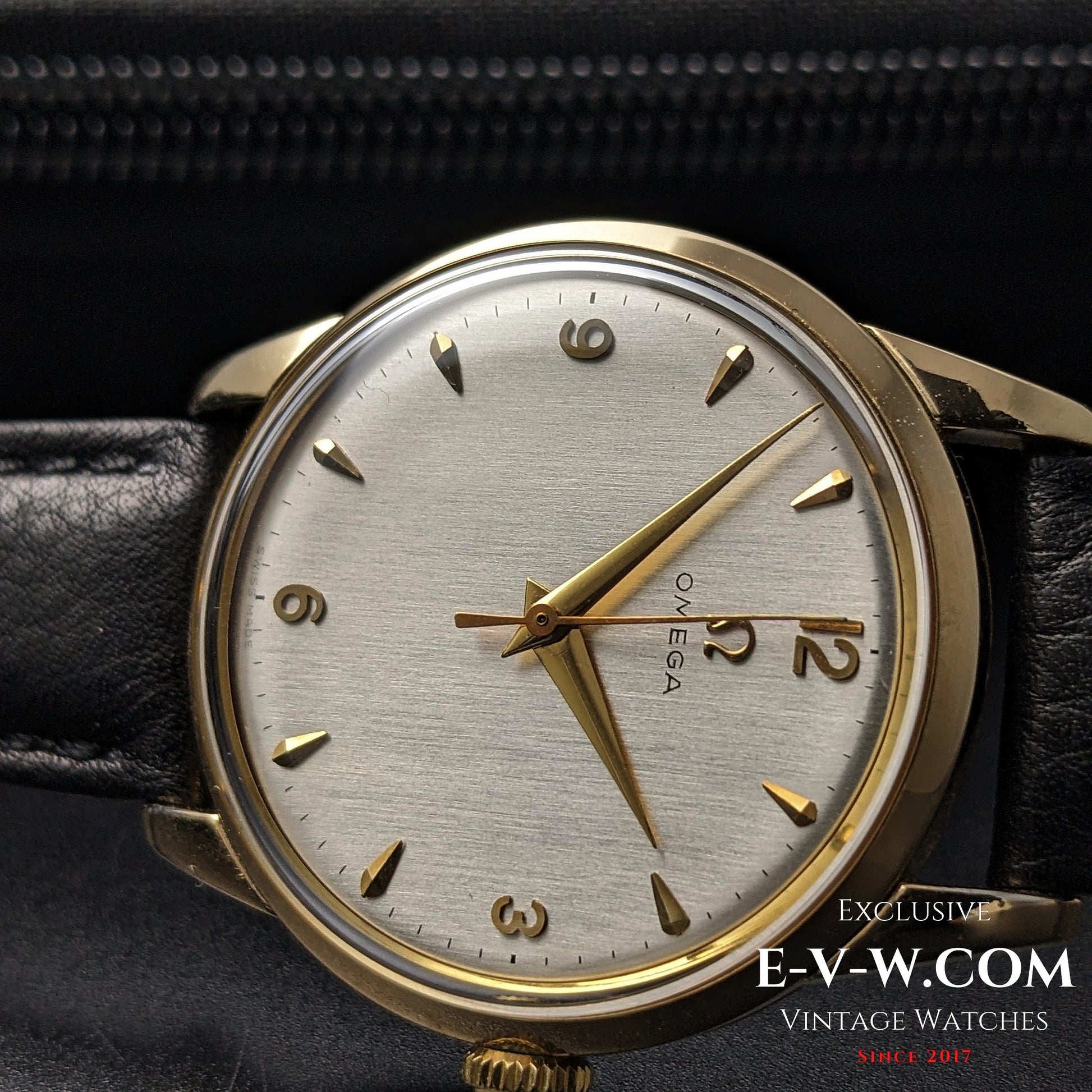 73 Years Old Vintage Omega Gold Plaque / Ref. 2498-4 / Cal. 283 (30T2) / Vintage 1952