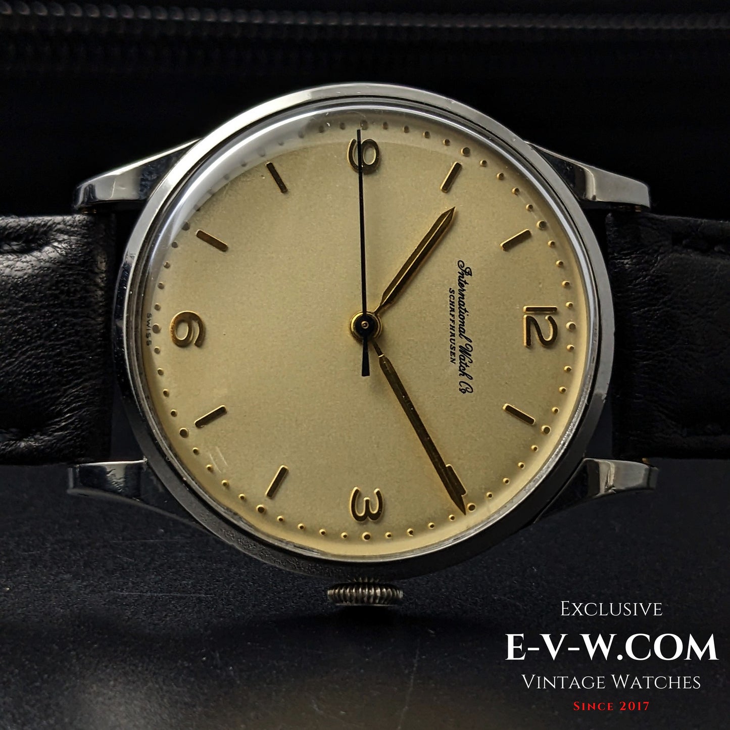 68 Years Old Vintage IWC Schaffhausen Classic 50's / Cal. 89 / Vintage 1957