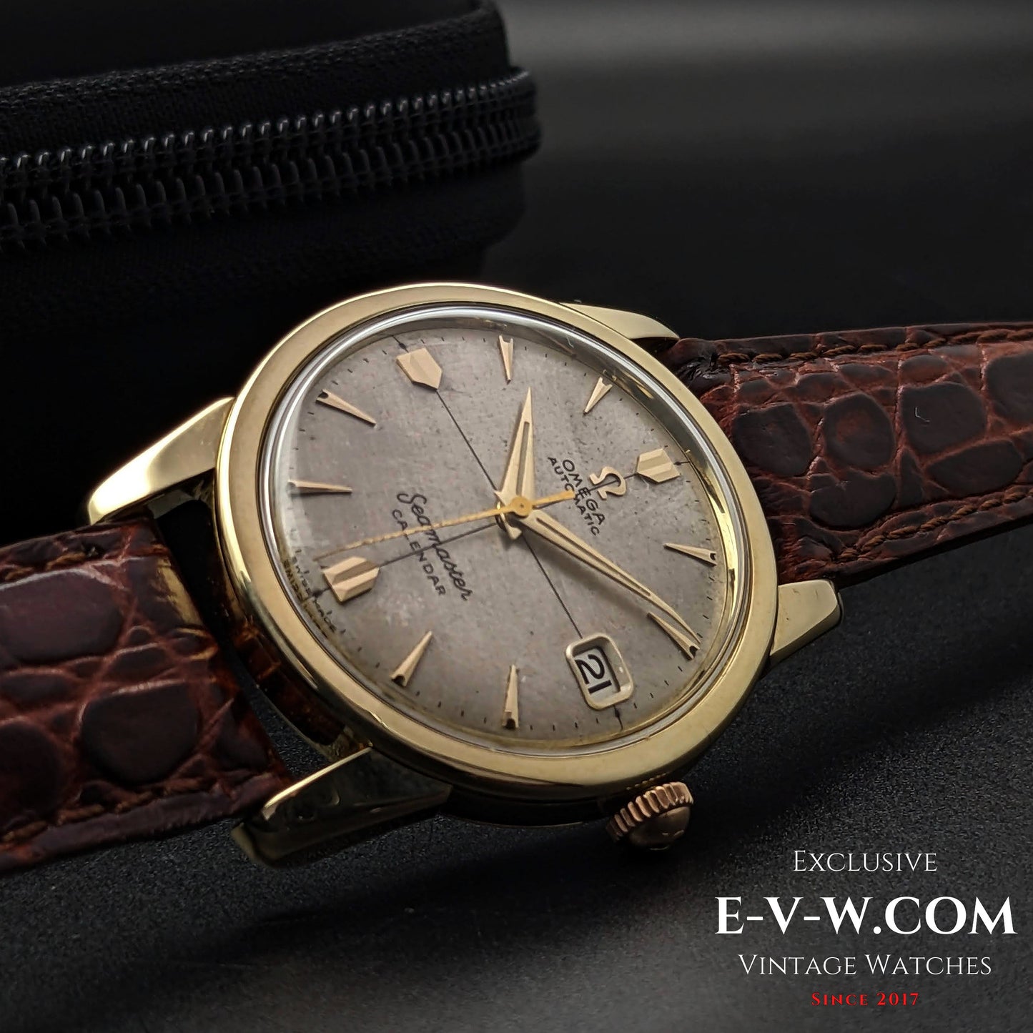 70 Years Old Vintage Omega Seamaster Calendar Solid Gold Ref. 2849 SC / Cal. 503 / Vintage 1954