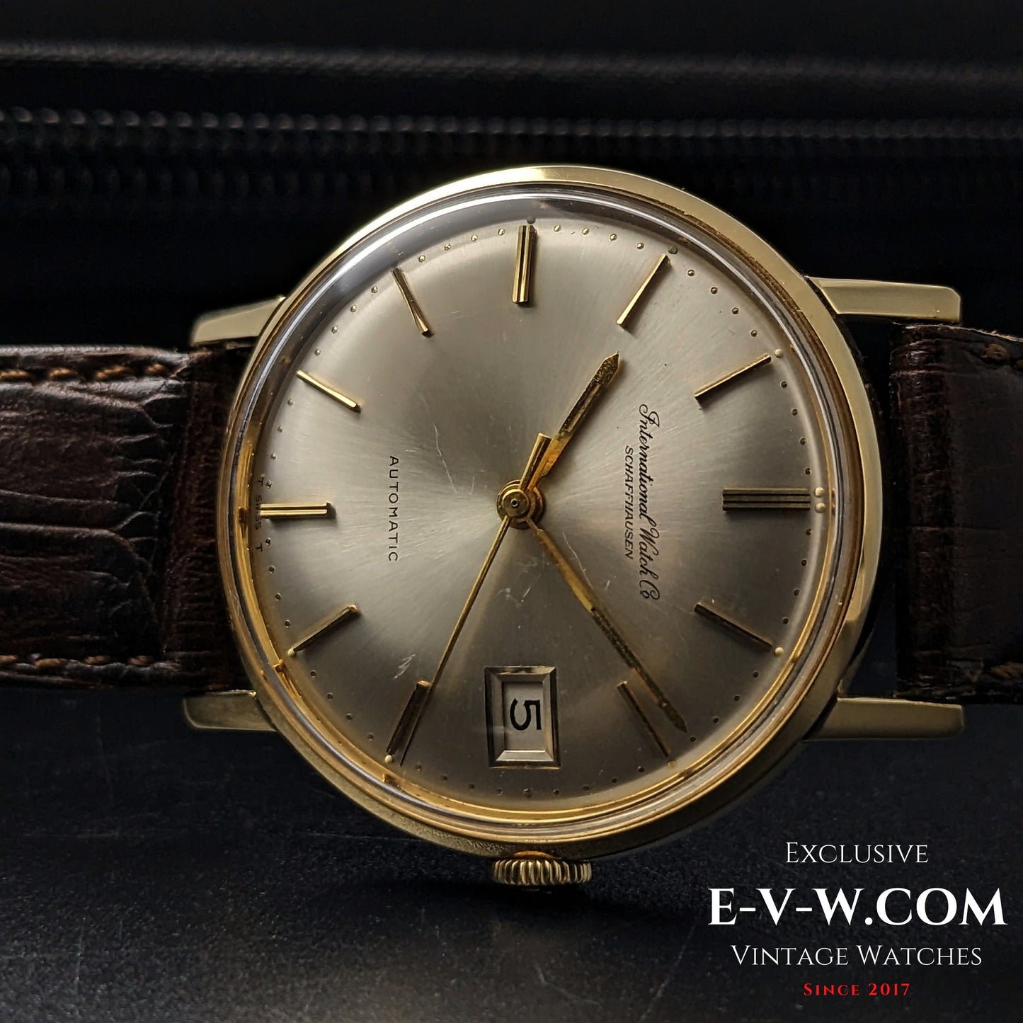 61 Years Old Vintage IWC Schaffhausen Automatic 14k Gold / Ref. 807A / Cal. 8541 / Vintage 1964
