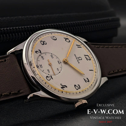 72 Years Old Vintage Omega Jumbo / two-tone dial / Cal. 266 (30T2) / Vintage 1952