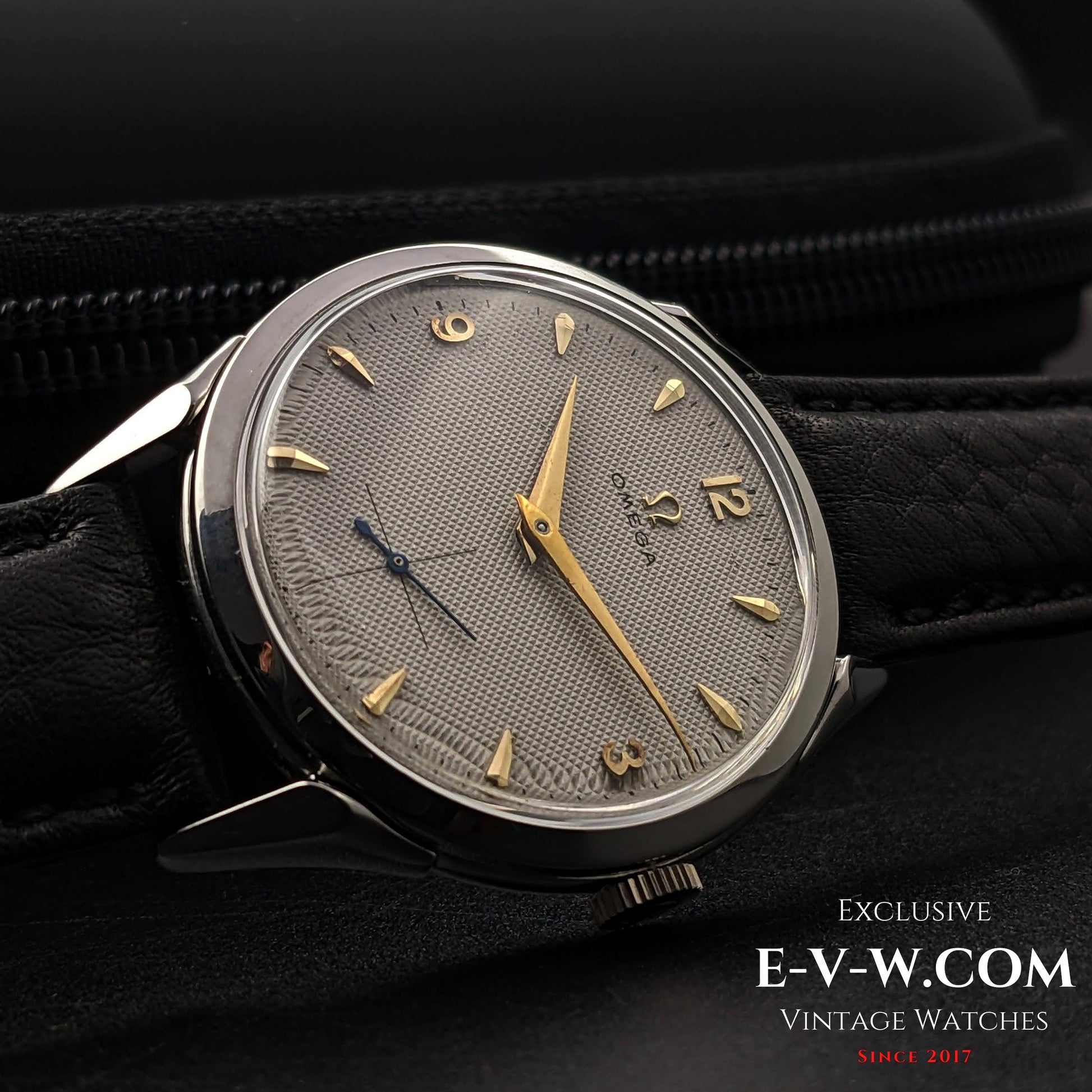 72 Years Old Vintage Omega Guilloche-Honeucomb Dial Ref. 2609 / Cal. 266 / Vintage 1952