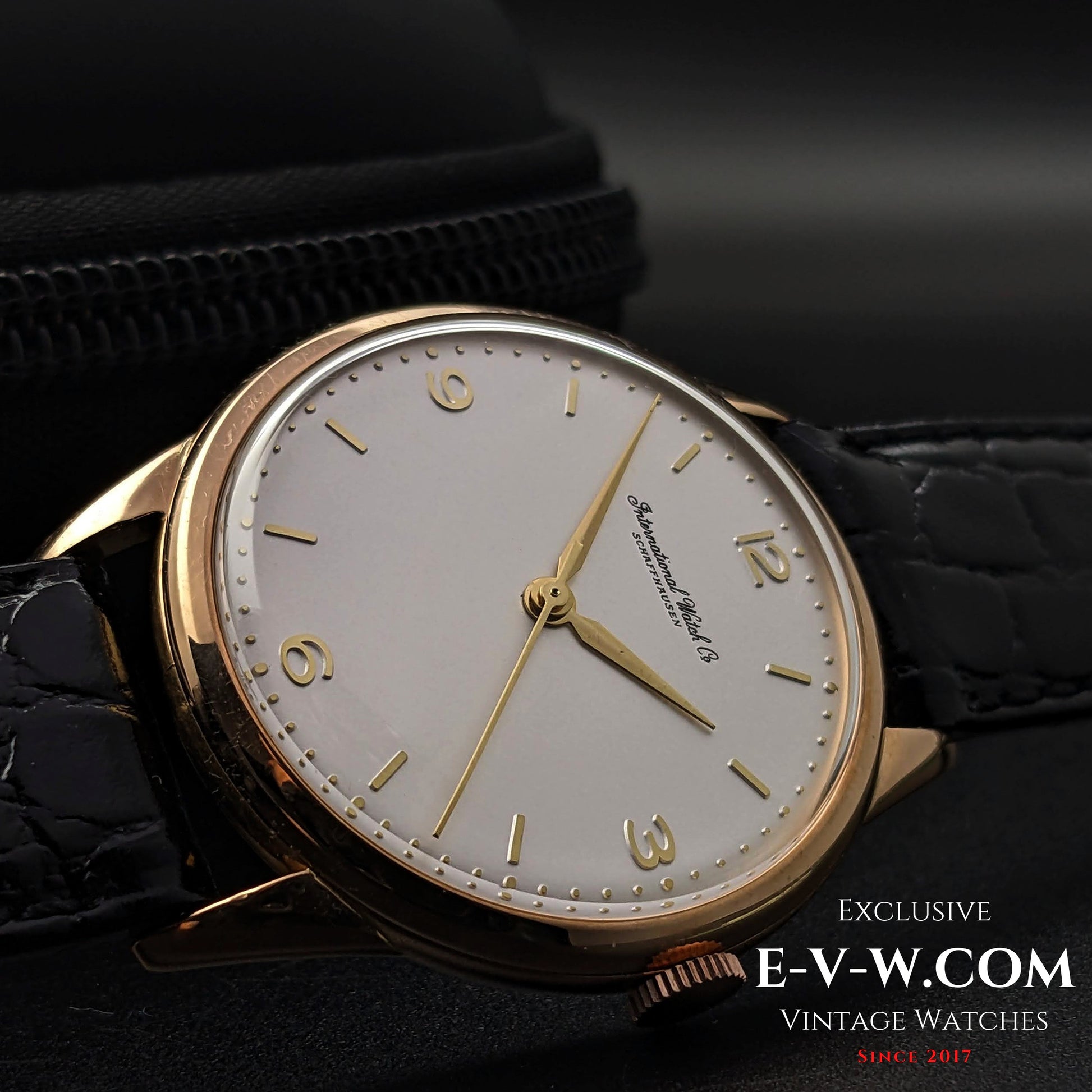 67 Years Old Vintage IWC Schaffhausen 18k Gold / Cal. 89 / Vintage 1956