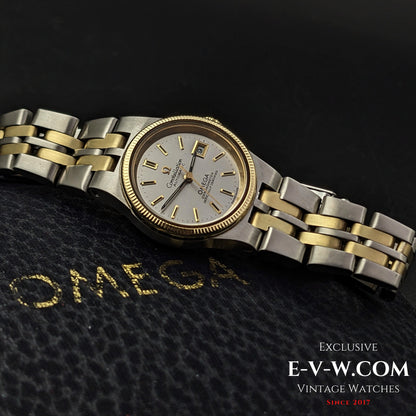Montre Omega Constellation automatique vintage pour femme, 50 ans d'âge / Bracelet en or / Réf. 5680019 / Cal. 685 / Année 1974
