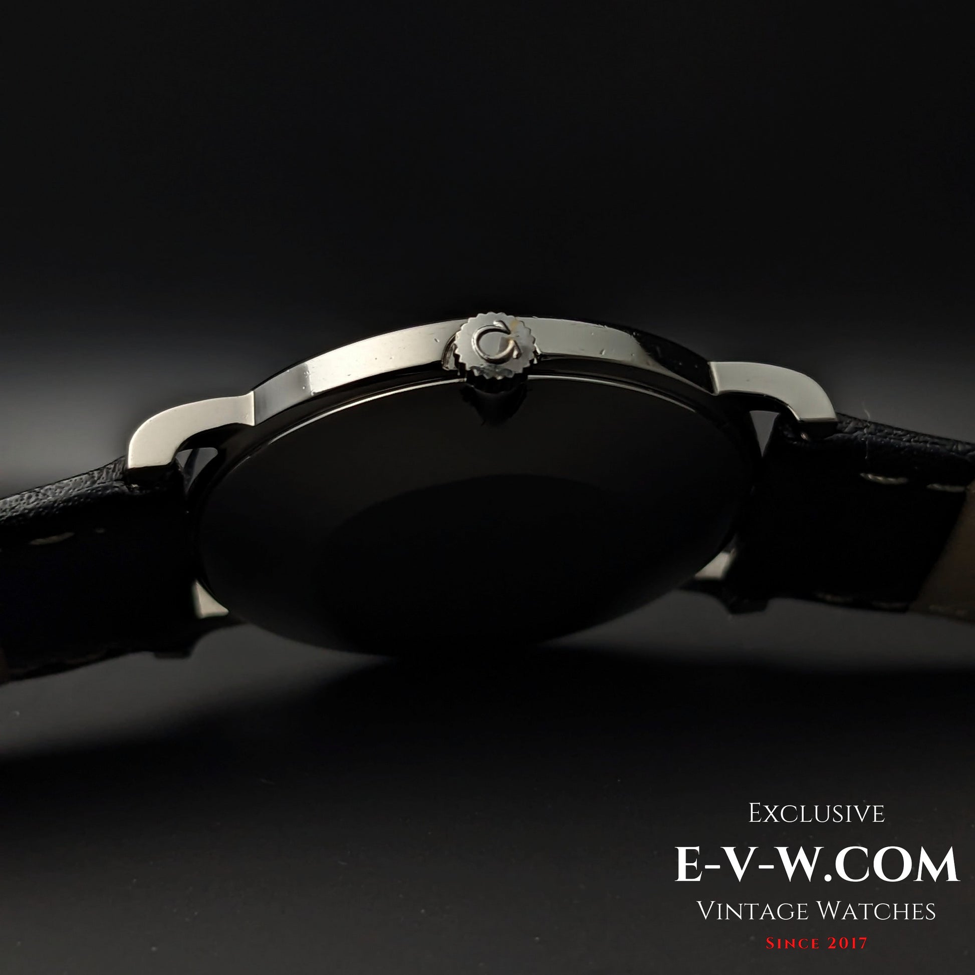 59 Years Old Vintage Omega Geneve / Ref. 1110140 / Cal. 625 / Vintage 1966