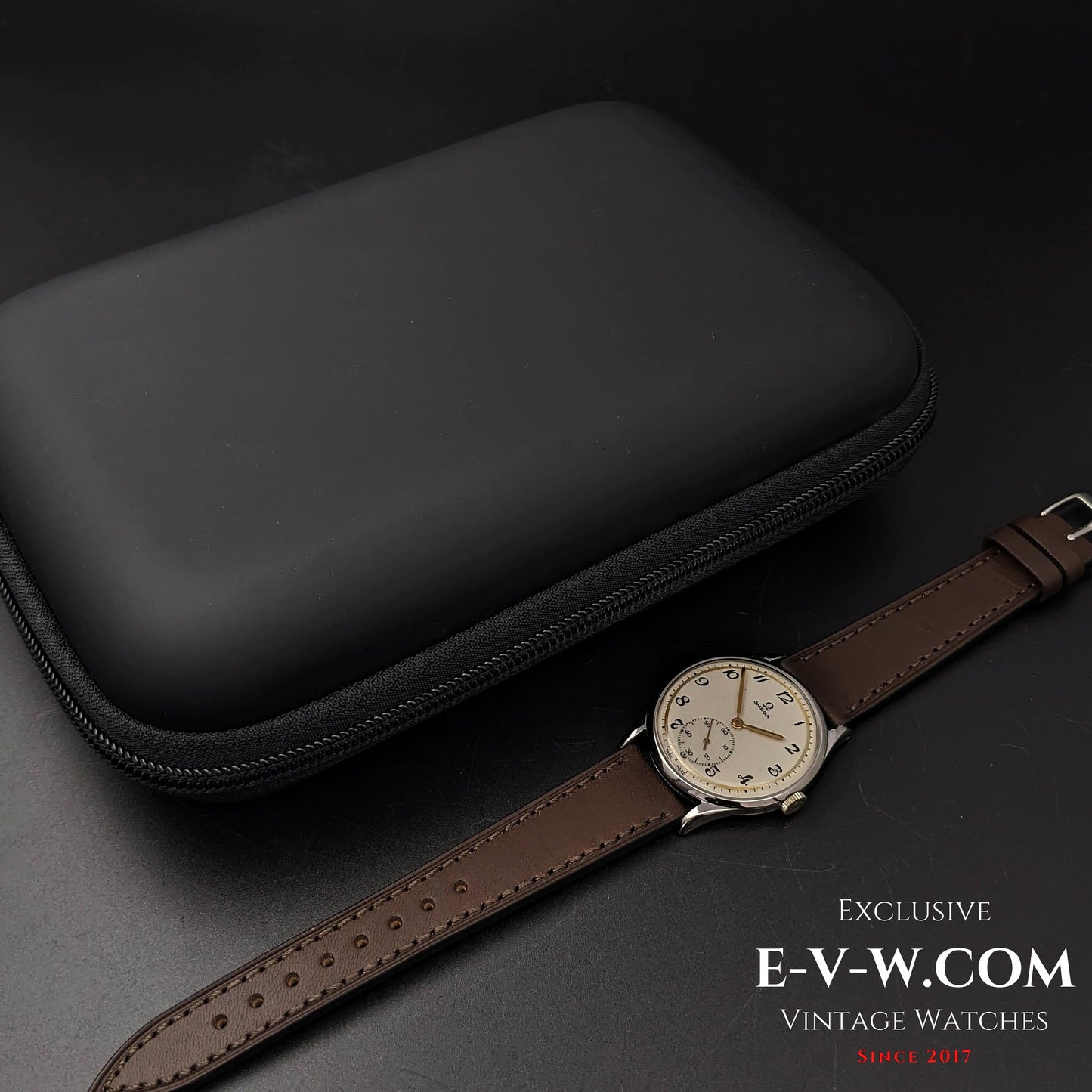 72 Years Old Vintage Omega Jumbo / two-tone dial / Cal. 266 (30T2) / Vintage 1952