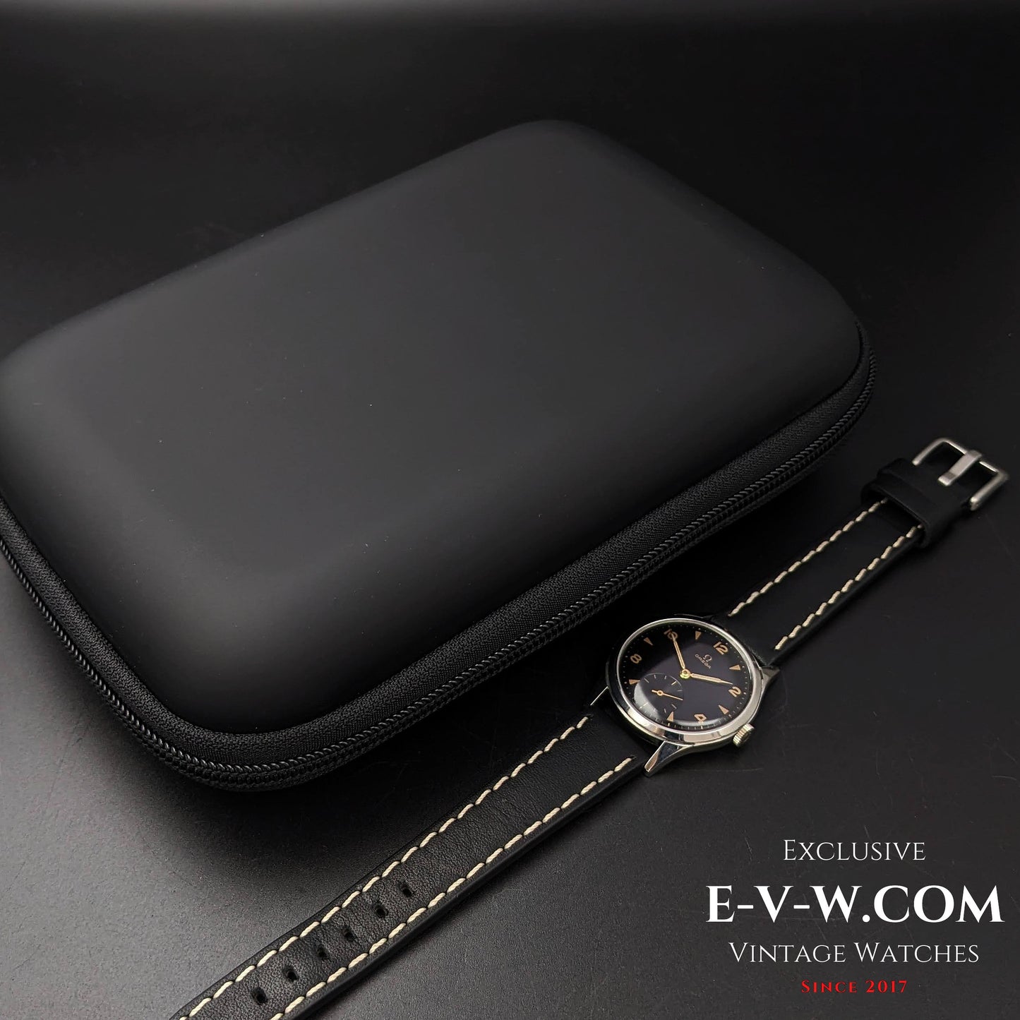 77 Years Old Vintage Omega Black Ref. 2622-1 / Cal. 265 (30T2) / Vintage 1947