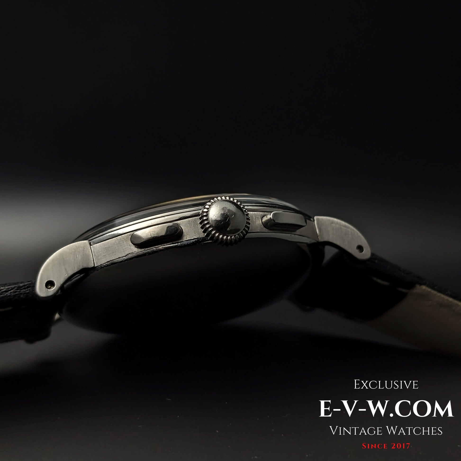 85 Years Old Vintage Lemania Chronographe SUISSE / WWII / Black dial / Cal. 1276 / Vintage 1940