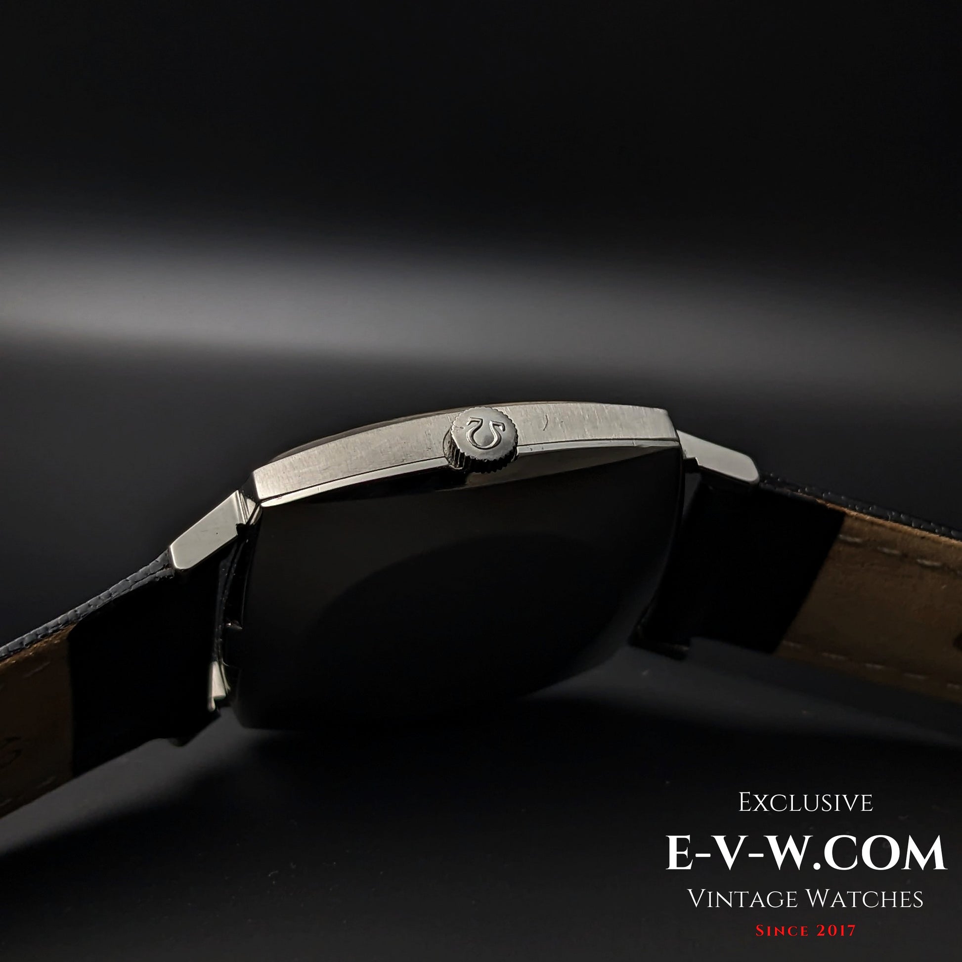 58 Years Old Vintage Omega Automatic / Cal. 565 / Vintage 1967