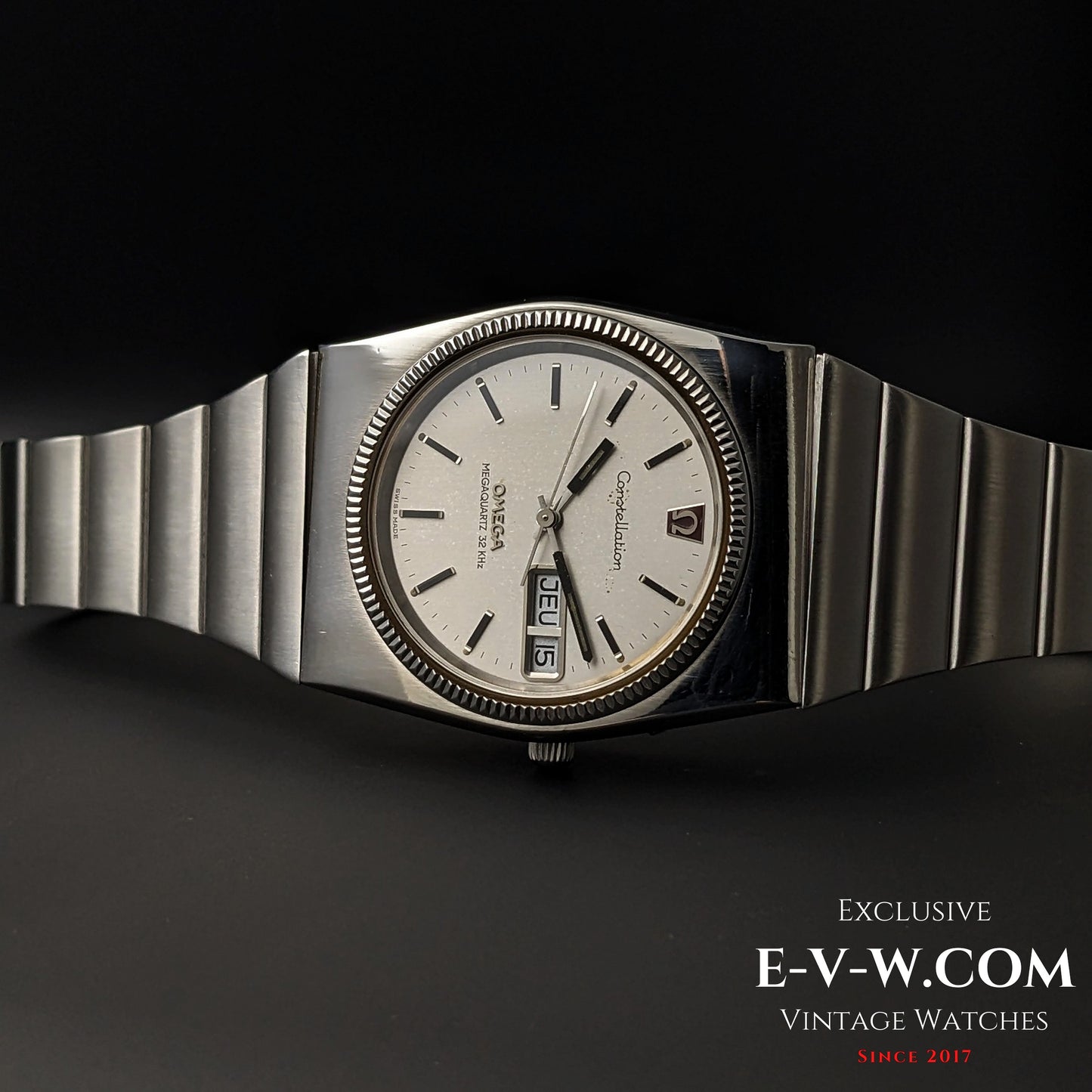53 Years Old Vintage Omega Constellation MEGAQUARTZ 32 KHz / Ref. 196.0015 / Cal.1310/ Vintage 197253 Years Old Vintage Omega Constellation MEGAQUARTZ 32 KHz / Ref. 196.0015 / Cal.1310/ Vintage 1972