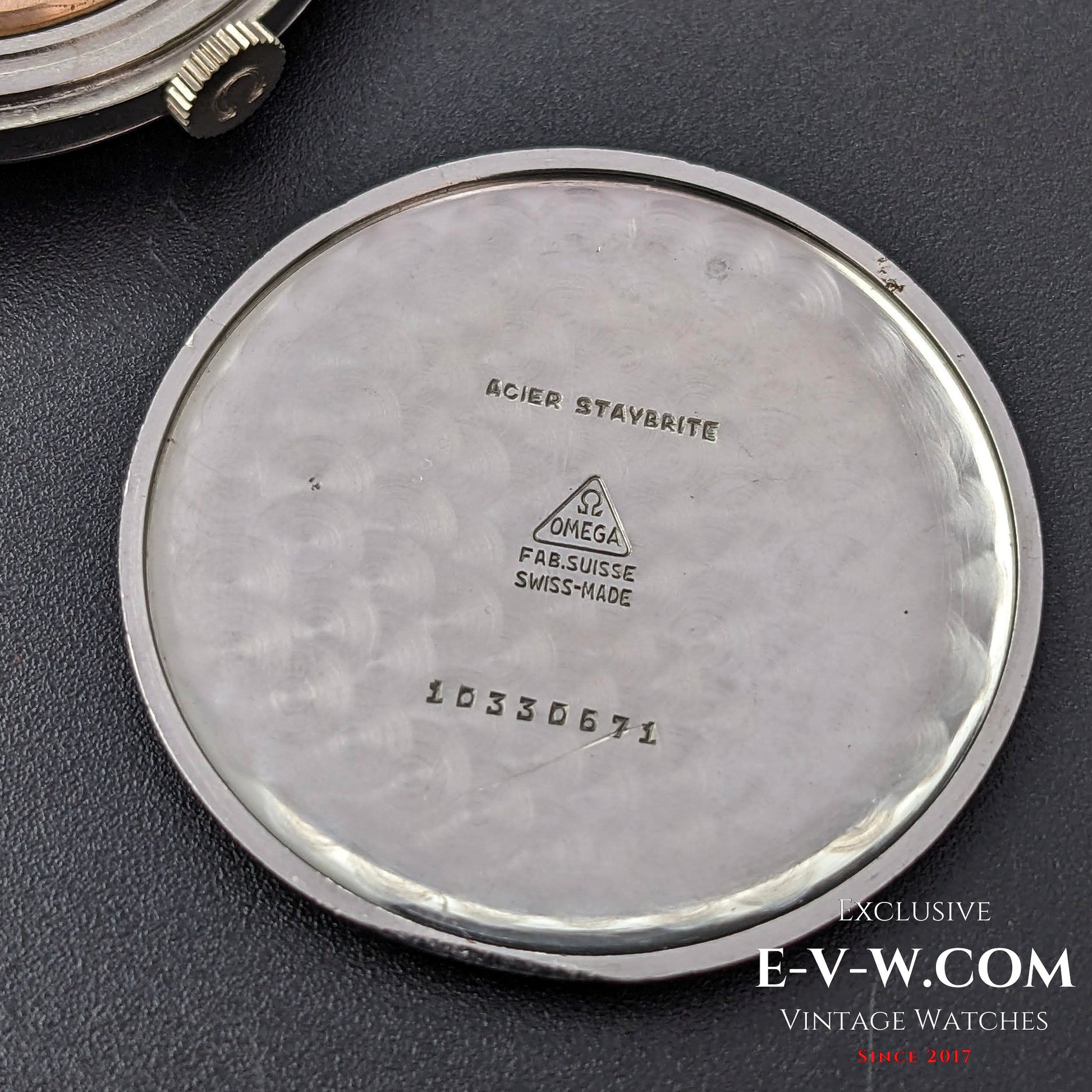 72 Years Old Vintage Omega Jumbo / two-tone dial / Cal. 266 (30T2) / Vintage 1952