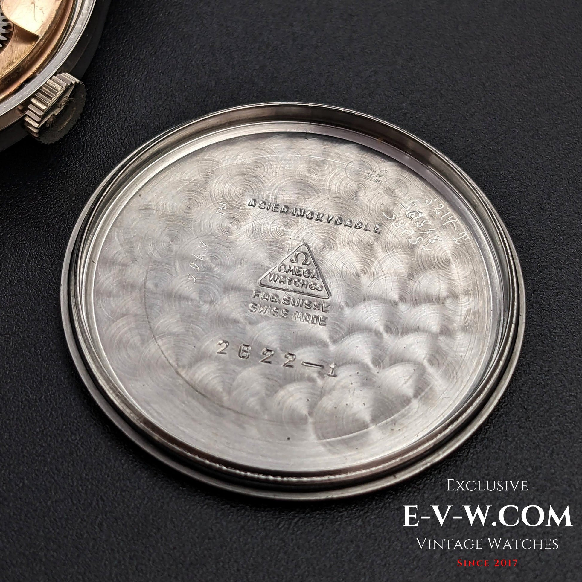 77 Years Old Vintage Omega Black Ref. 2622-1 / Cal. 265 (30T2) / Vintage 1947