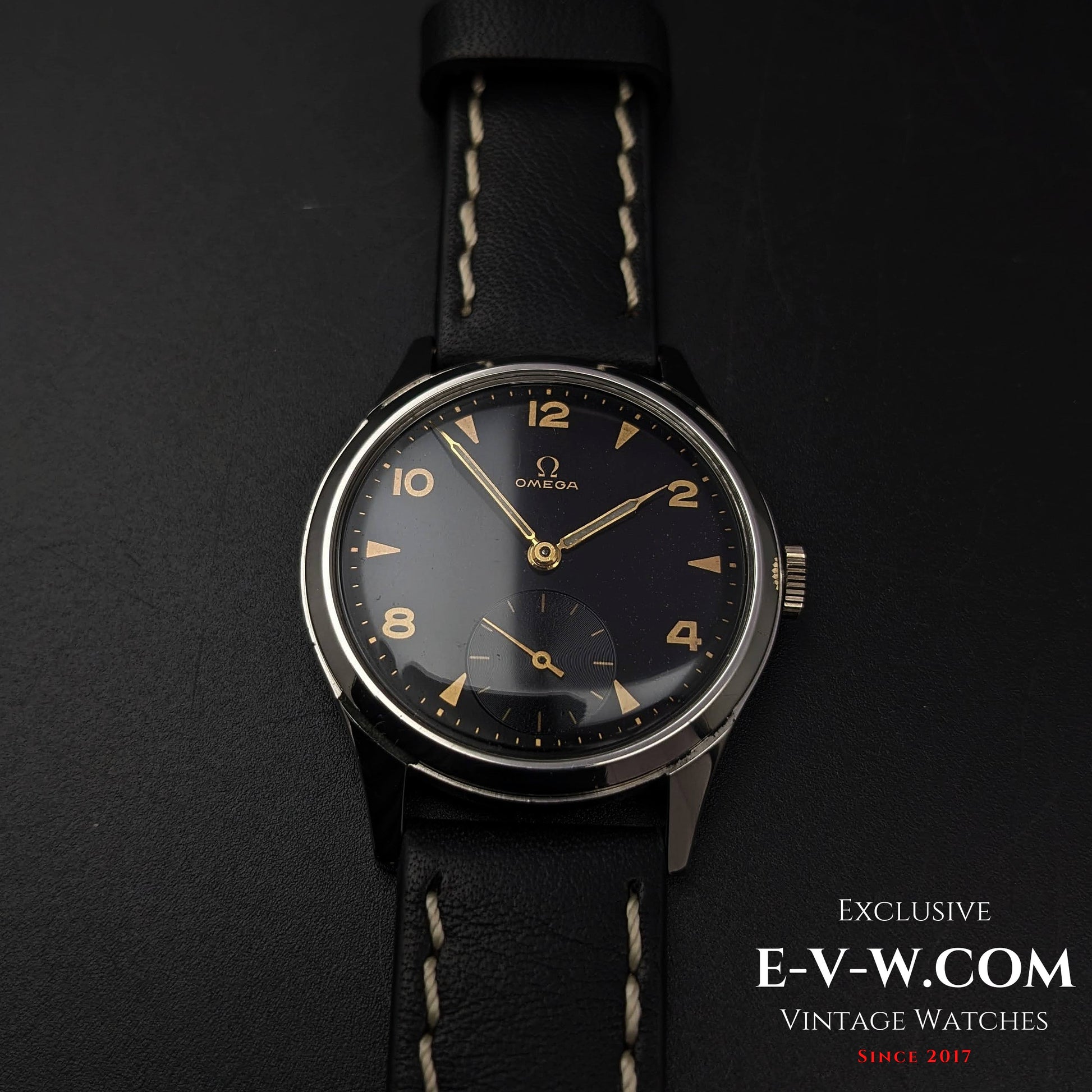 77 Years Old Vintage Omega Black Ref. 2622-1 / Cal. 265 (30T2) / Vintage 1947