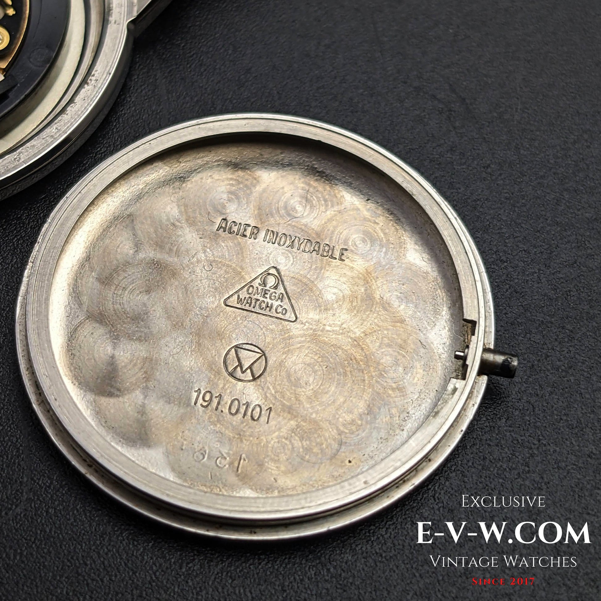 44 Years Old Vintage Omega DeVille QUARTZ Ref. 1910101 / Cal.1365 / 1979 Vintage