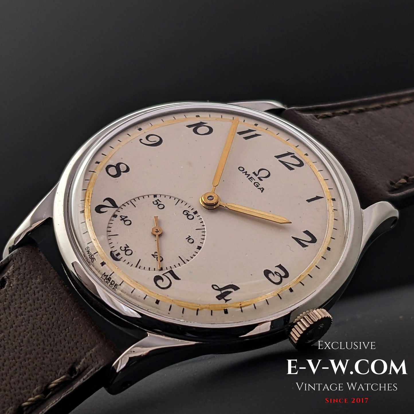 72 Years Old Vintage Omega Jumbo / two-tone dial / Cal. 266 (30T2) / Vintage 1952