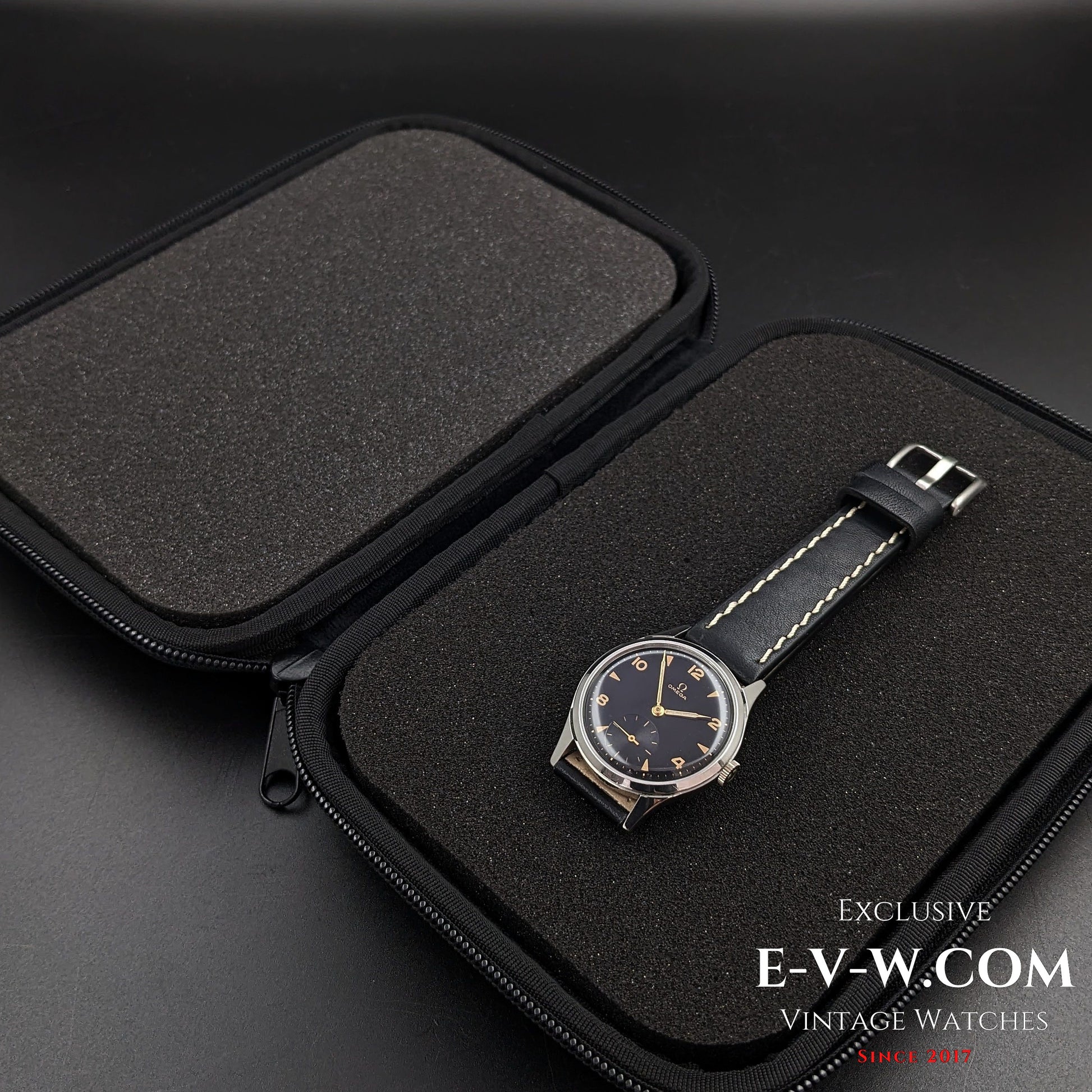 77 Years Old Vintage Omega Black Ref. 2622-1 / Cal. 265 (30T2) / Vintage 1947