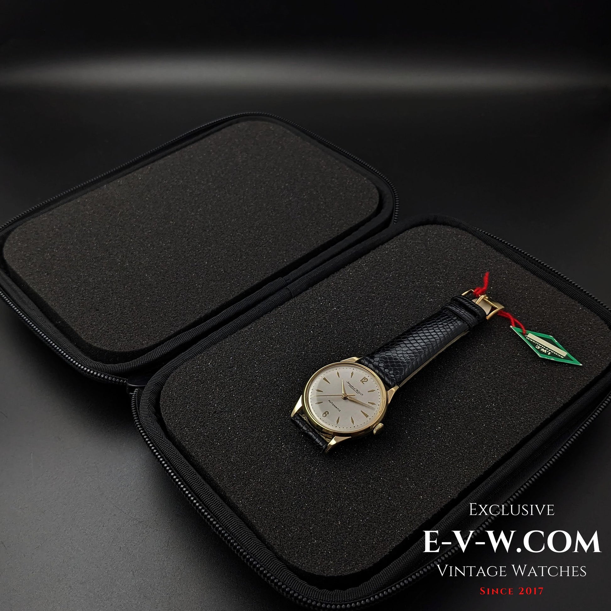 73 Years Old Vintage IWC SCHAFFHAUSEN Automatic   / Cal.852 / Vintage 1950