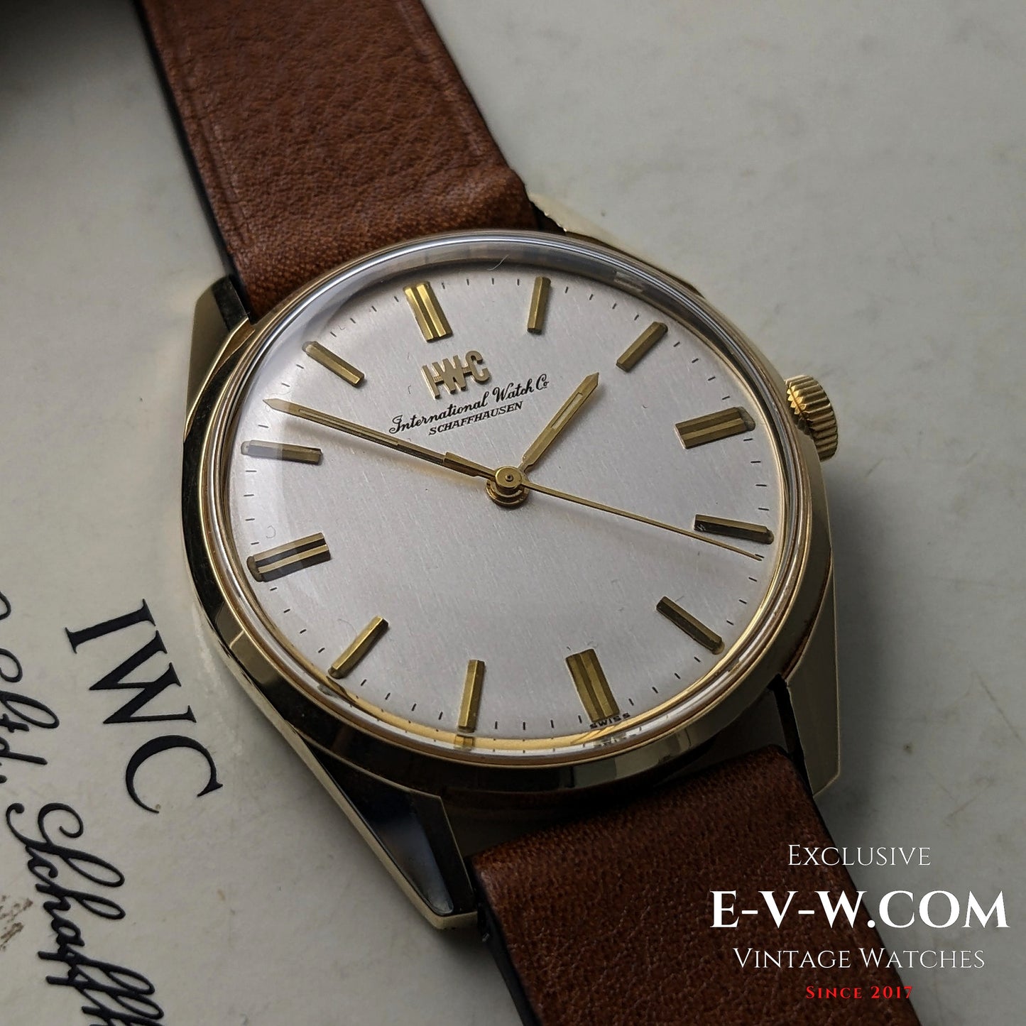 Montre habillée de luxe IWC Schaffhausen vintage de 56 ans | Réf. 910 | Cal. 89 | Année 1969 | Révisée