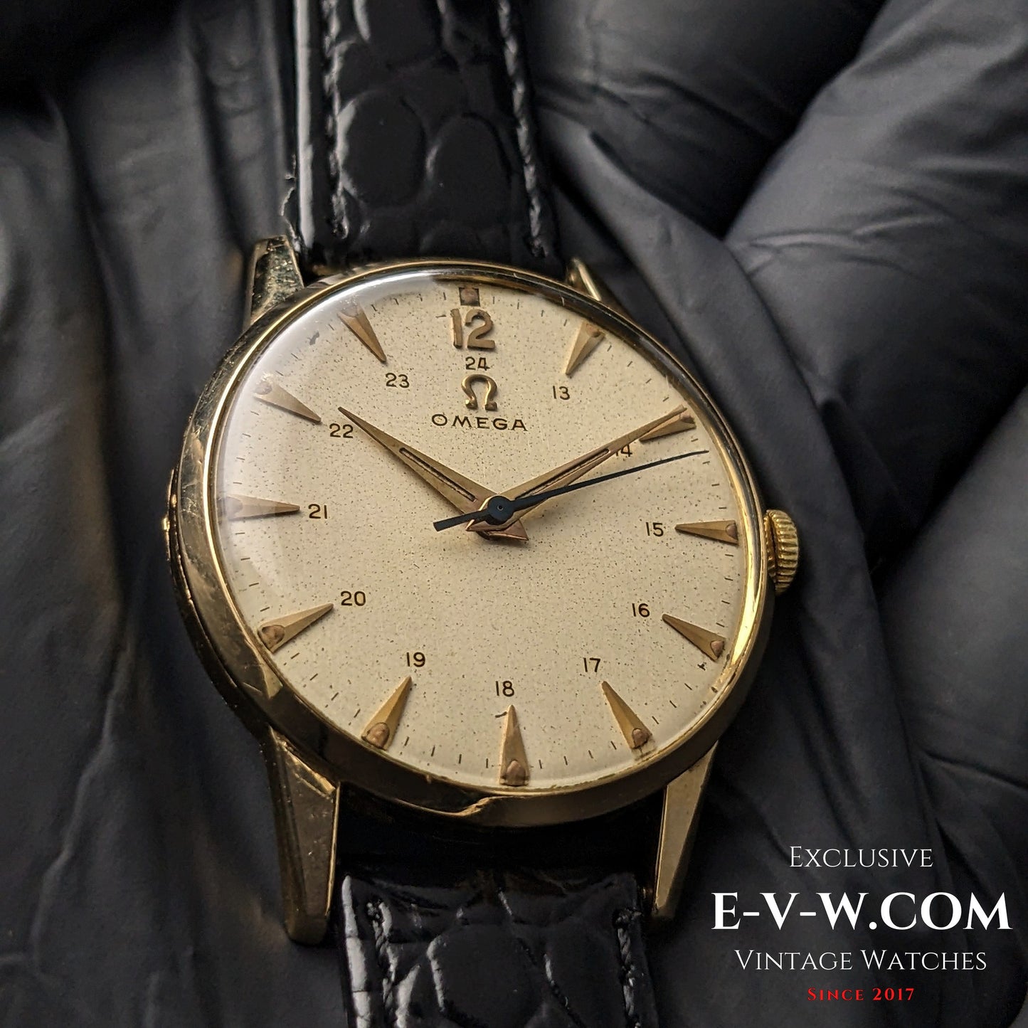 Omega vintage rare de 73 ans, cadran 24 heures / Réf. 2496-3SC / Cal. 283 (30T2) / Année 1952 / Révisée