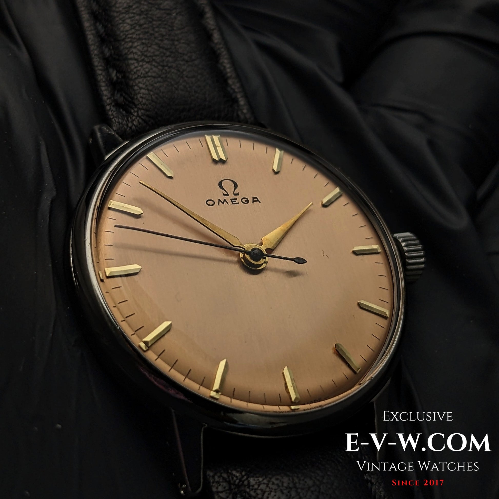 73 Years Old Vintage Omega Salmon Dial / Ref. 2348-7 / Cal. 283 (30T2) / Vintage 1952