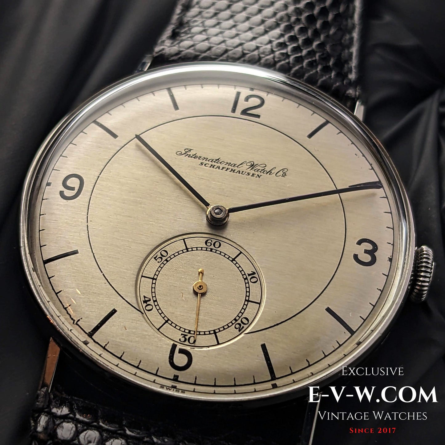 Montre IWC Schaffhausen vintage de 84 ans / Cal. 83 / Année de fabrication : 1939