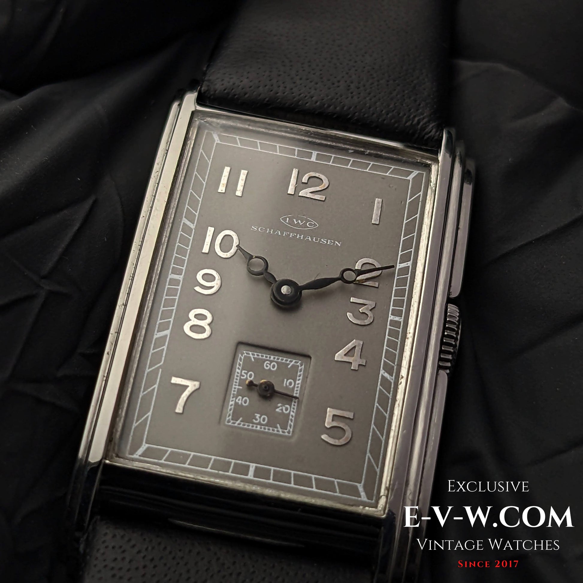 95 Years Old Antique IWC Schaffhausen Very rare / Art Deco Tank / Cal. 87 / Antique 1929