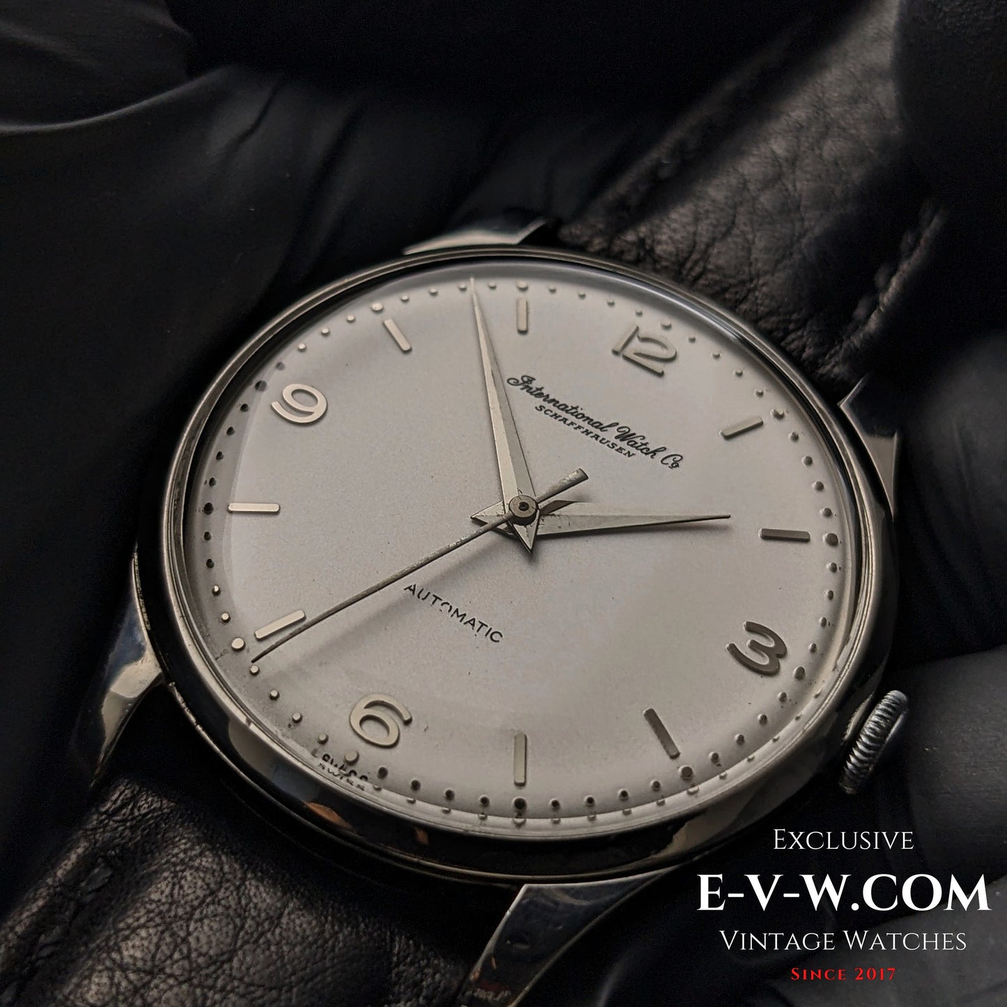 63 ans — IWC Schaffhausen — Automatique — Cal. 853 — Année 1962 — Révisée