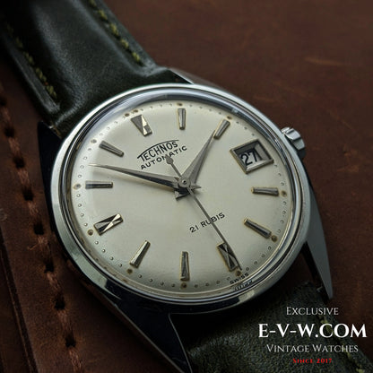 Années 1960 — Technos — Automatique — 2452 — ETA 2452 — Modèle des années 1960 — Révisée