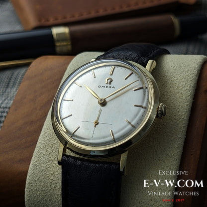 71 ans - Omega plaqué or 14 carats - Réf. N-6255 - Calibre 302 - Année 1954 - Révisée