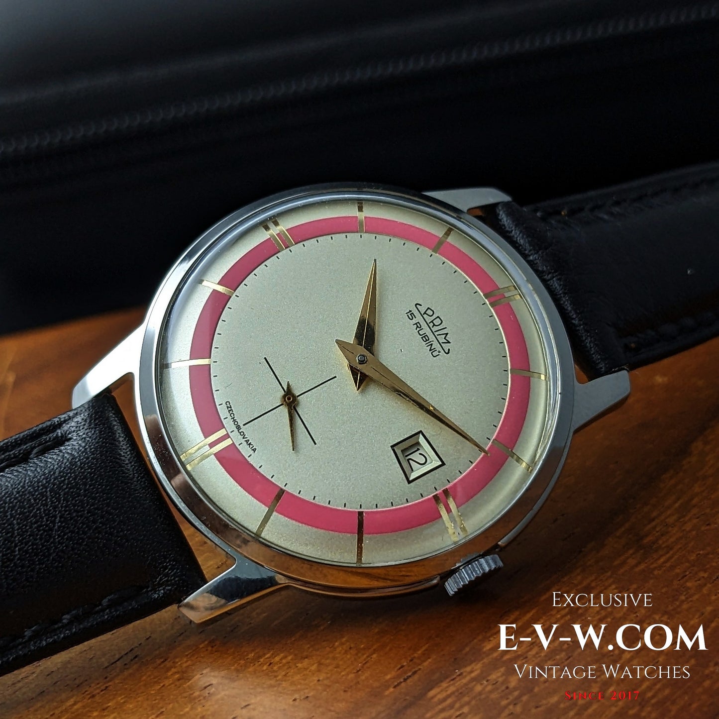 Années 1960 — PRIM — Cadran rose bicolore « œil de bœuf » — Cal. 521 — Vintage 1960 — Révisée