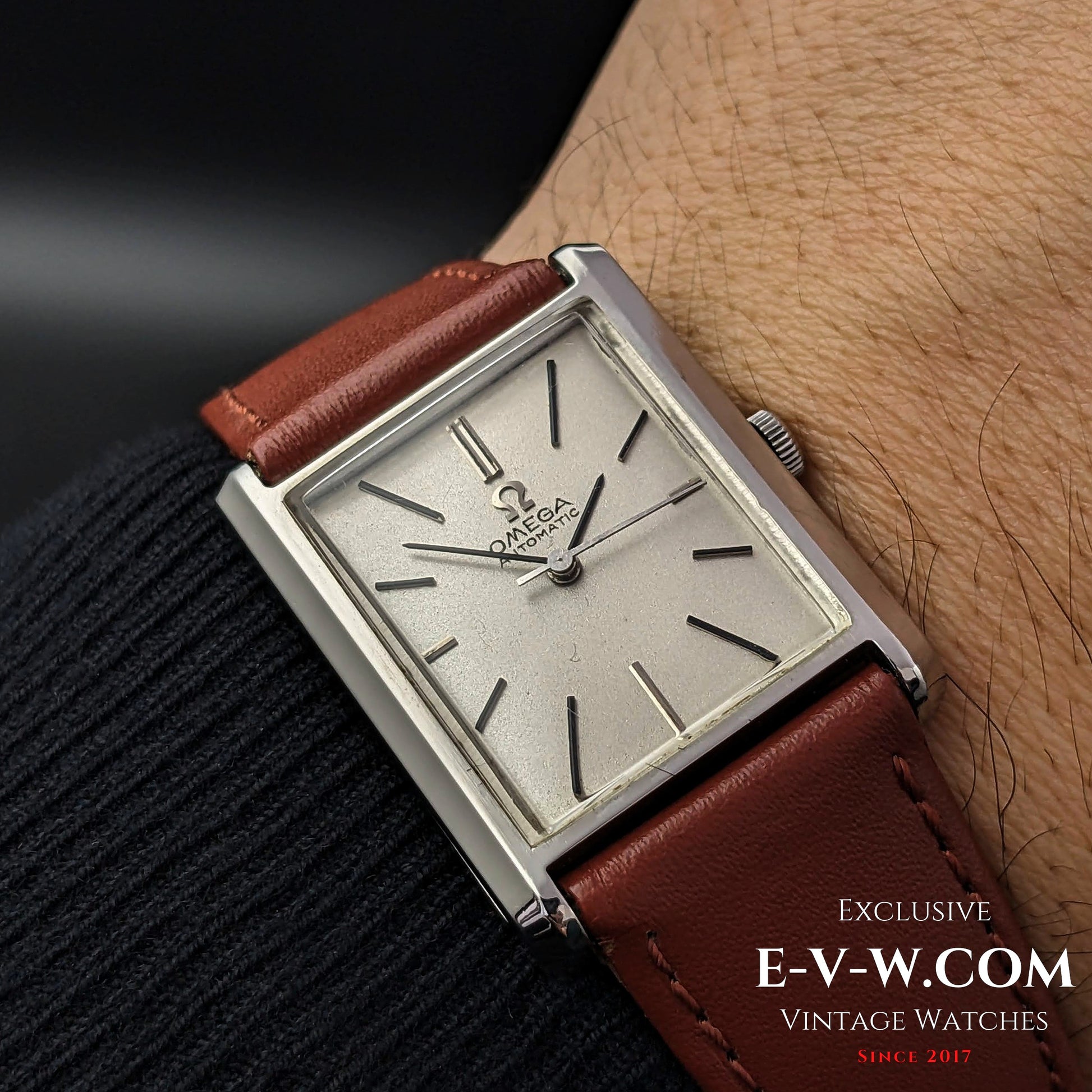 59 Years Old Vintage Omega Omega Automatic Tank / Art Deco Ref. 161013 / Cal. 671 / Vintage 1965