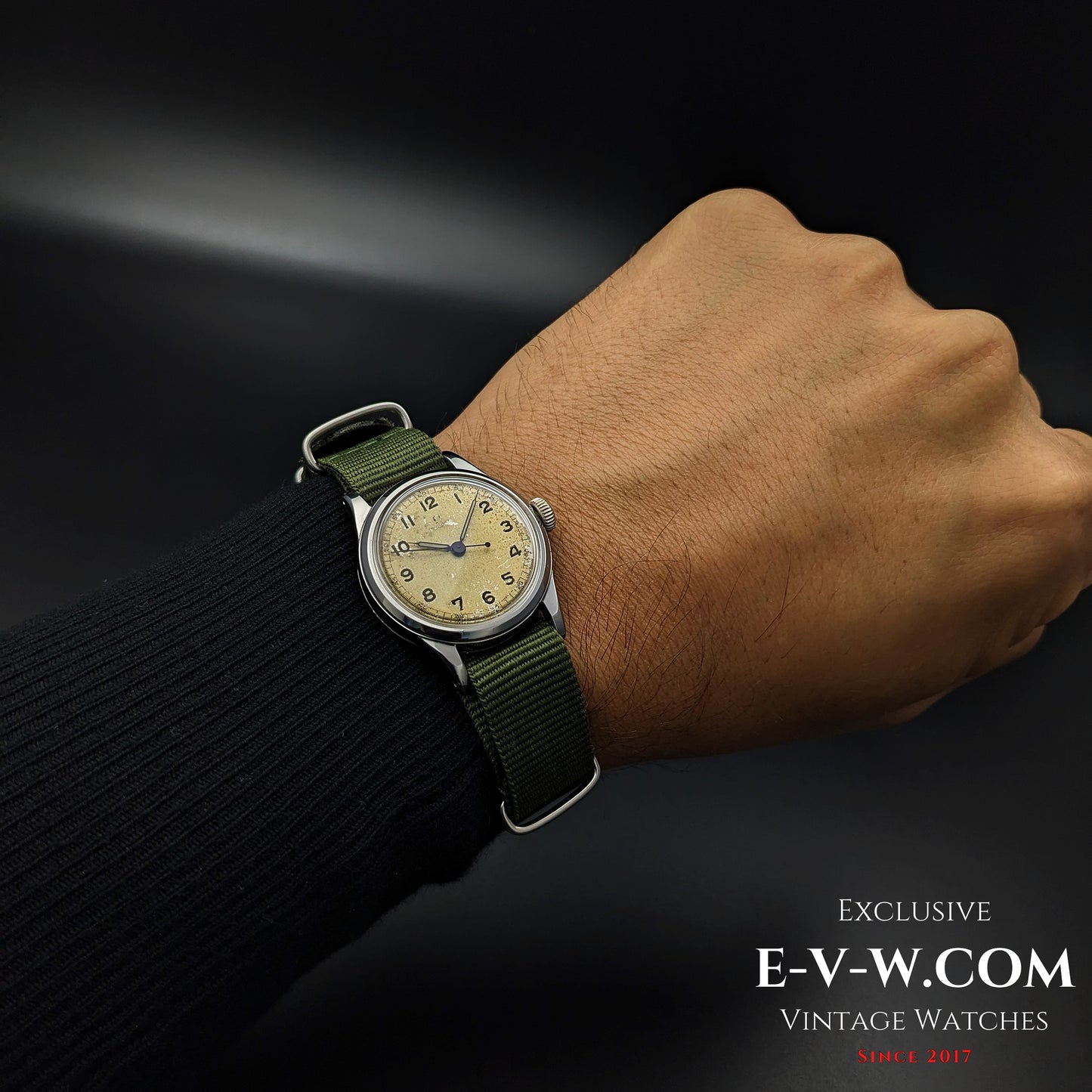 85 ans vintage Omega Rare Medicus Seconde Guerre mondiale / Sei Tacche / Cal. 23.4 SC T3 / Millésime 1939\