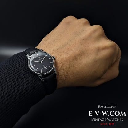 78 Years Old Vintage Omega Classic / 2495 / Cal. 30T2PC / Vintage 1947