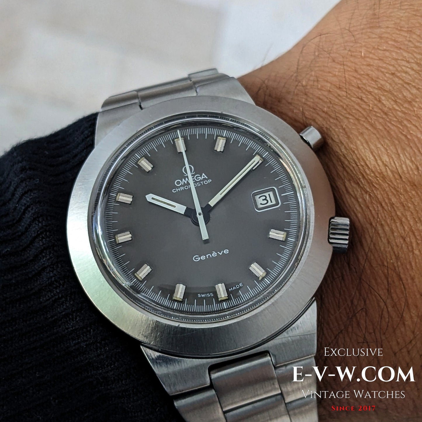 Omega Chronostop UFO vintage de 56 ans / Réf. 146012 / Cal. 920 / Année 1969 / Révisée 