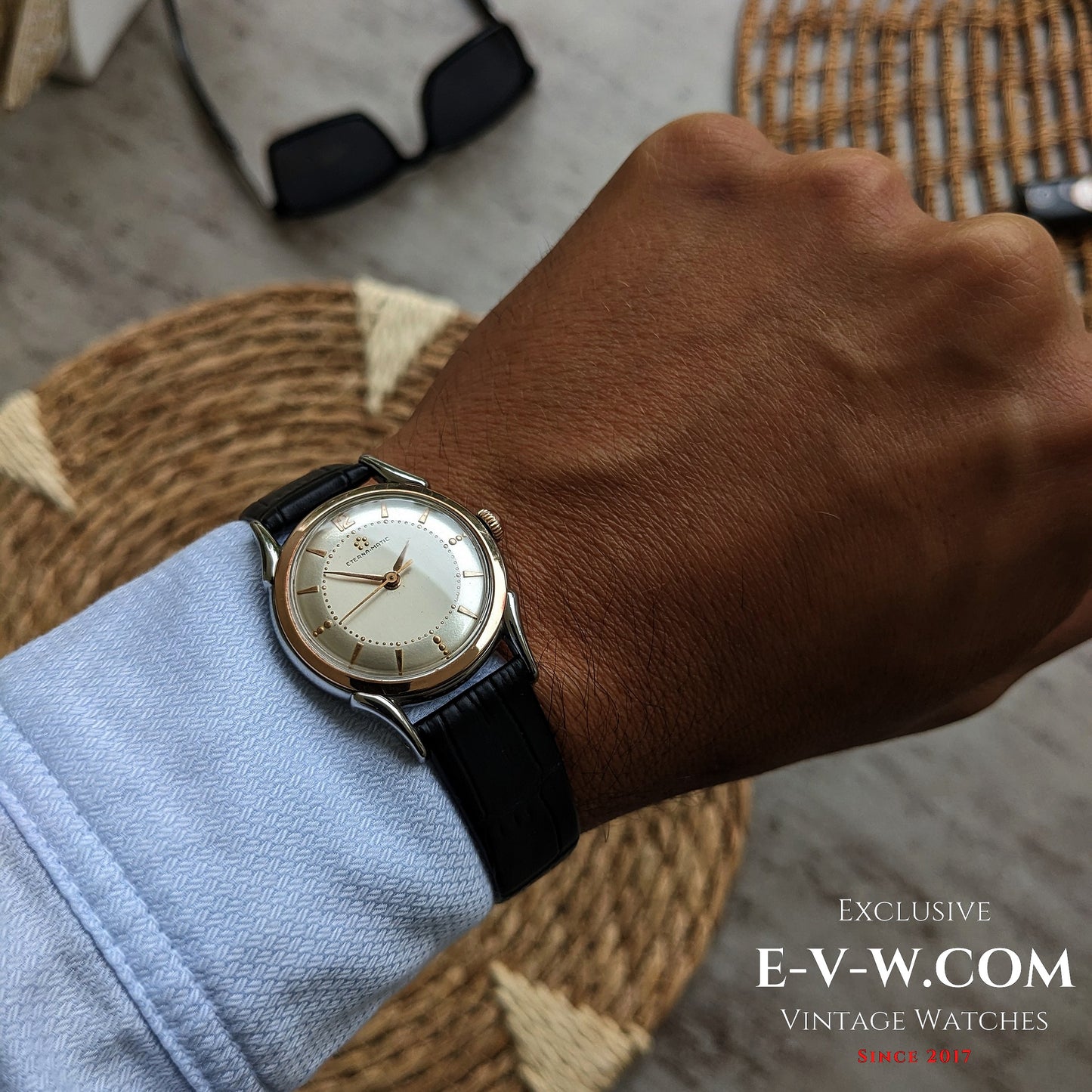 Mouvement automatique Eterna-Matic à cinq billes (première génération) | Boîtier bicolore, cornes élégantes | Calibre 1248T | Année 1950