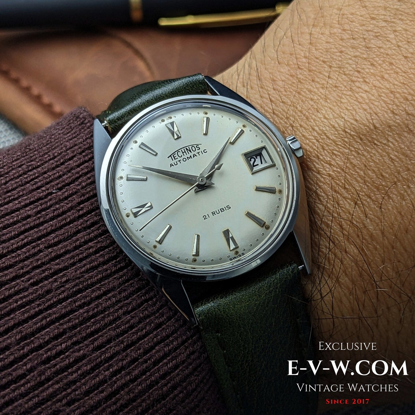 Années 1960 — Technos — Automatique — 2452 — ETA 2452 — Modèle des années 1960 — Révisée