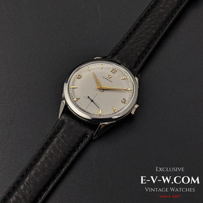 72 Years Old Vintage Omega Guilloche-Honeucomb Dial Ref. 2609 / Cal. 266 / Vintage 1952