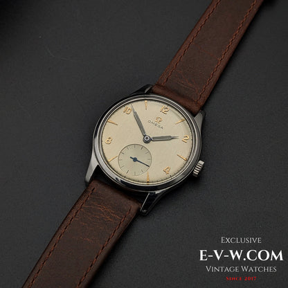 80 Vintage Omega WW II Ref. 2400-1 / Cal. 30T2 PC Vintage 1944