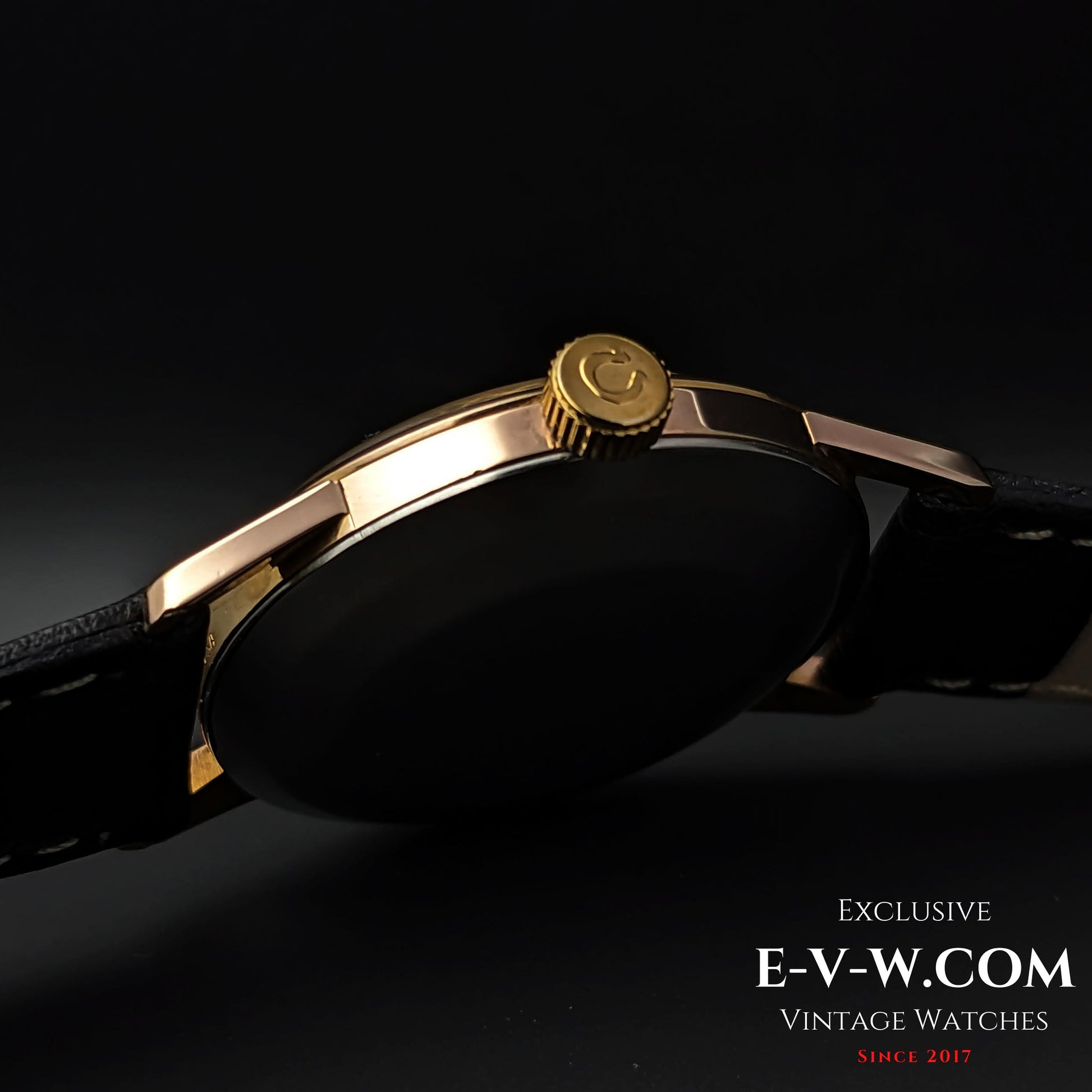 62 Years Old Vintage Omega Black dial Ref. 14714-61SC / Cal. 285 / Vintage 1961