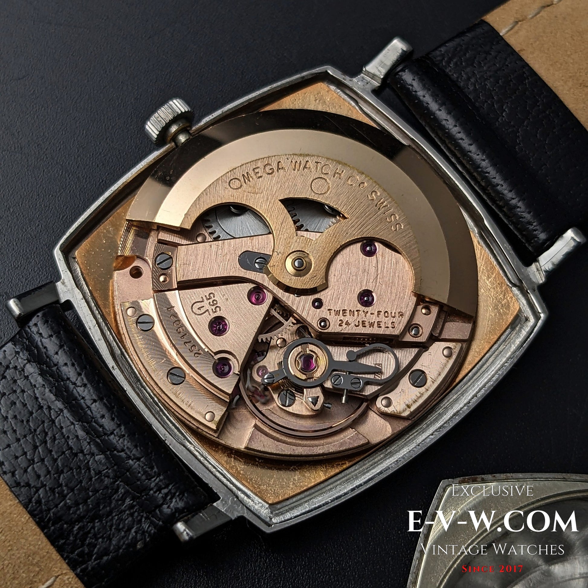 58 Years Old Vintage Omega Automatic / Cal. 565 / Vintage 1967