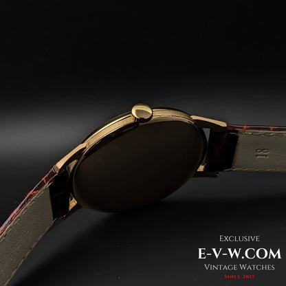 70 Years Old Vintage Cyma 18k Gold / Jumbo  / Cal.586 / Vintage 1950s