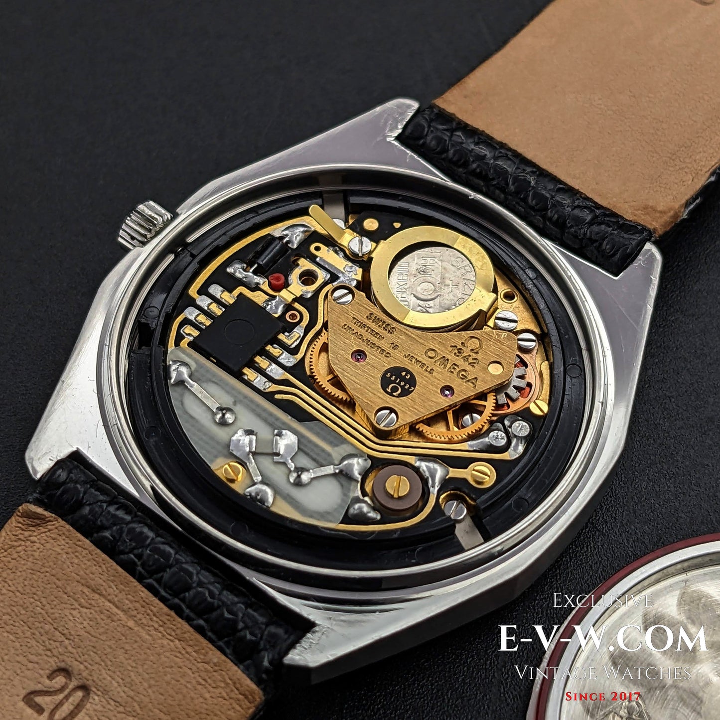 46 Years Old Vintage Omega Seamastar Qurtz 1960125 / Cal. 1342 / Vintage 1978