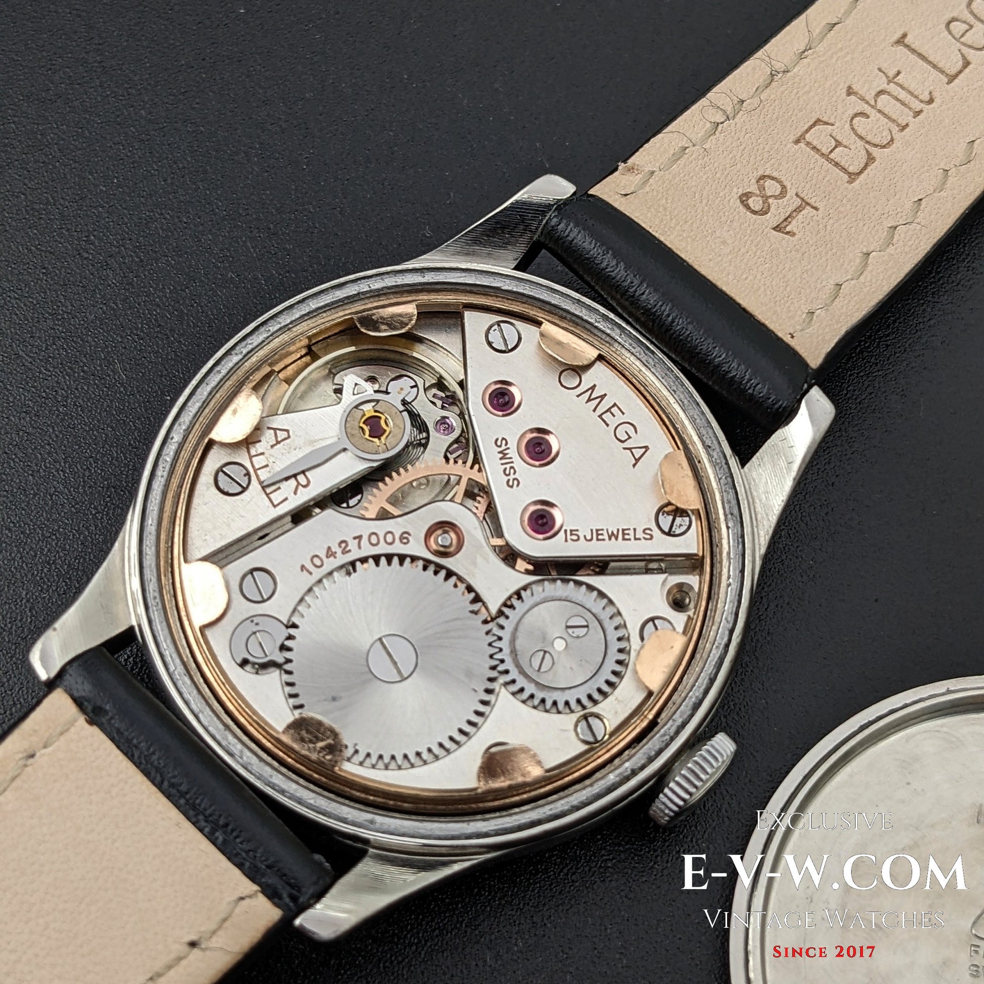 80 Years Old Vintage Omega SUVERAN WWII Ref. 2400-7 / Cal. 30T2PC Vintage 1944