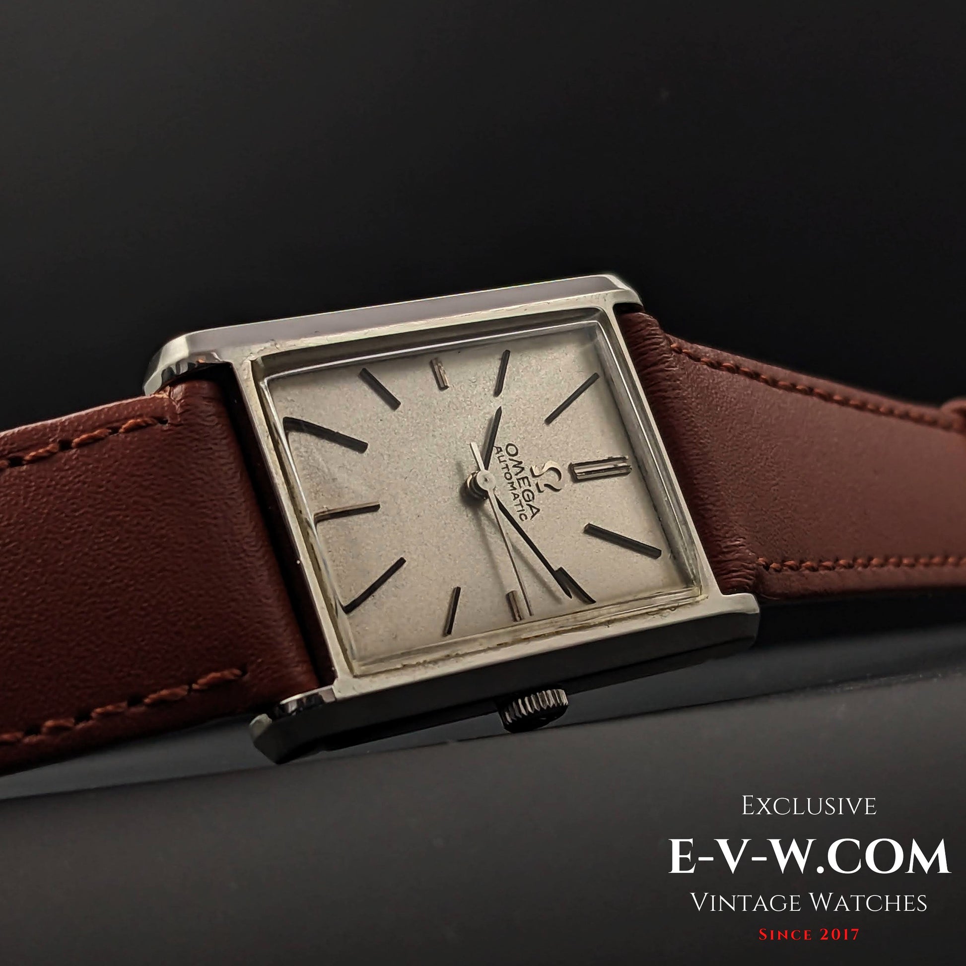 59 Years Old Vintage Omega Omega Automatic Tank / Art Deco Ref. 161013 / Cal. 671 / Vintage 1965