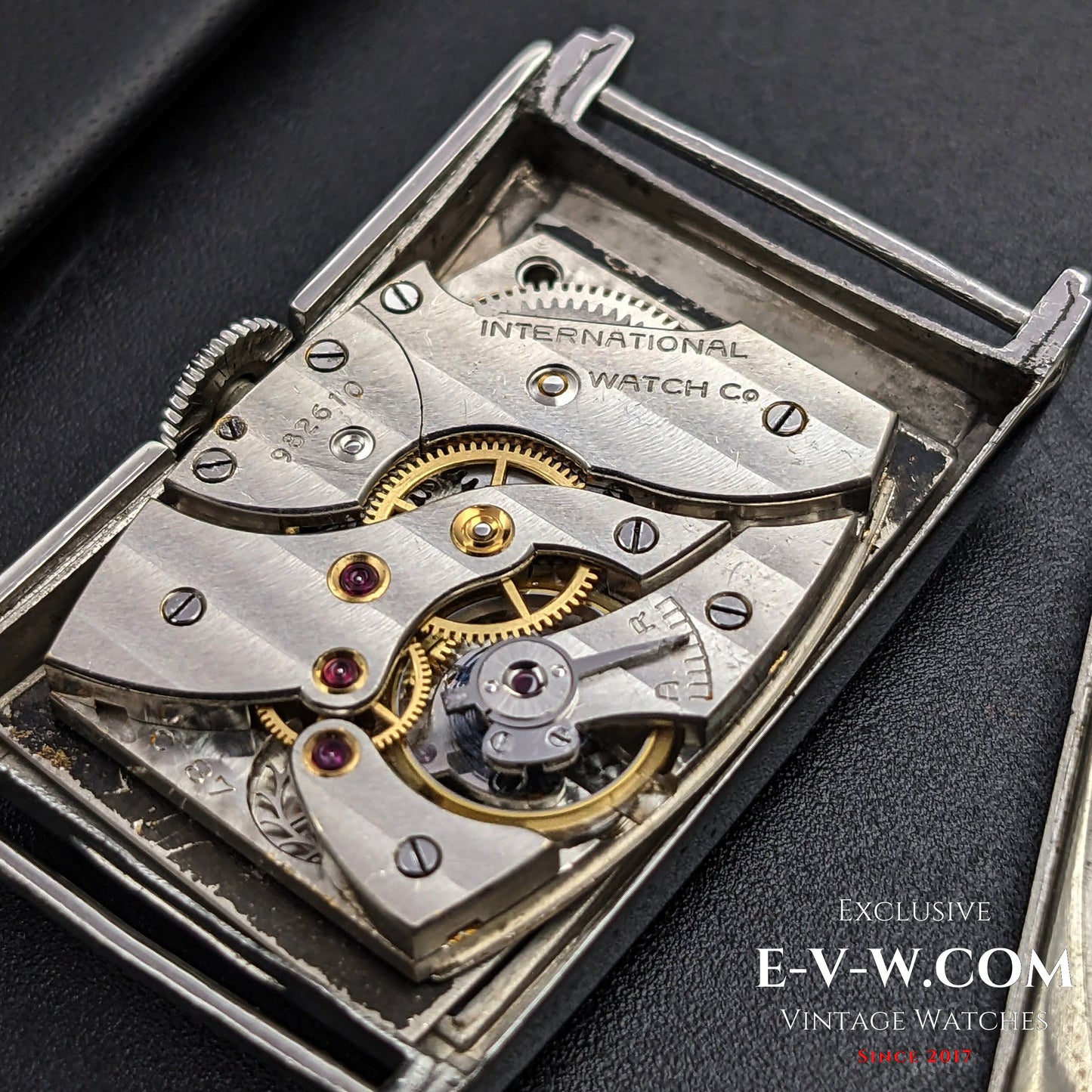 95 Years Old Antique IWC Schaffhausen Very rare / Art Deco Tank / Cal. 87 / Antique 1929