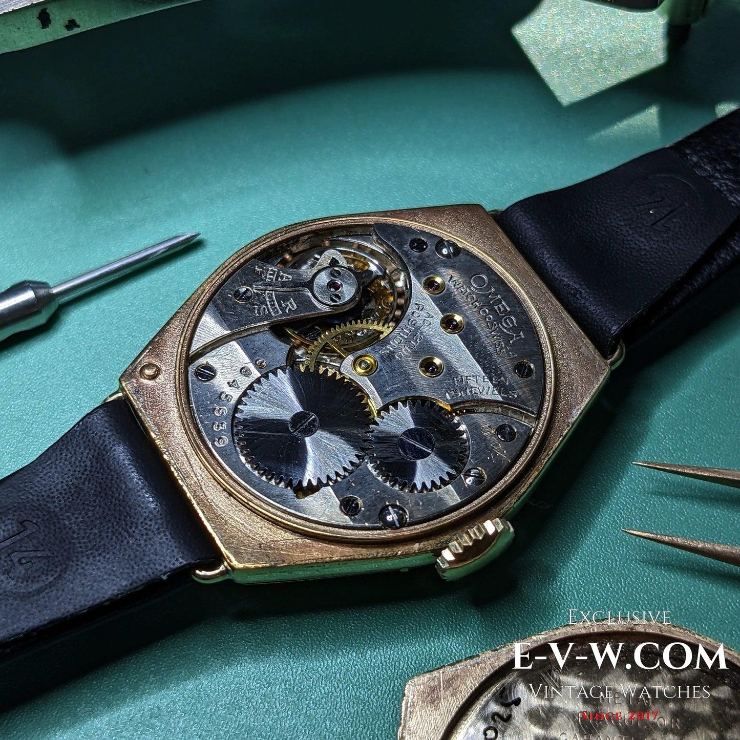 Montre Omega Art Déco à plaque dorée, 96 ans | Calibre 26,5 SOB | Modèle 1929 | Révisée