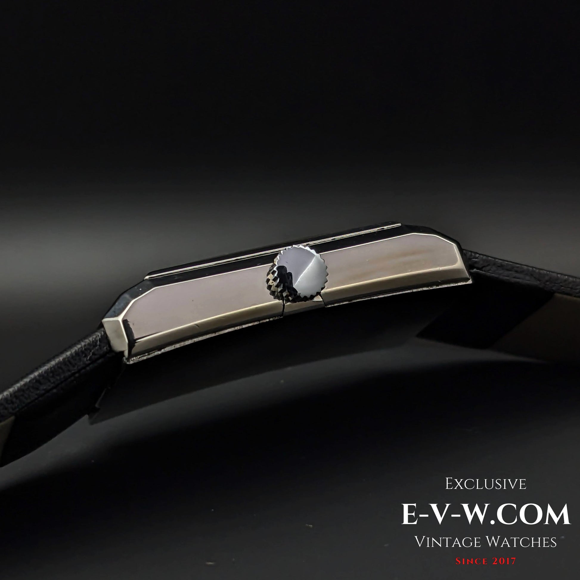 84 Years Old Vintage Omega Art Deco Tank / Cal. T17 / Vintage 1939