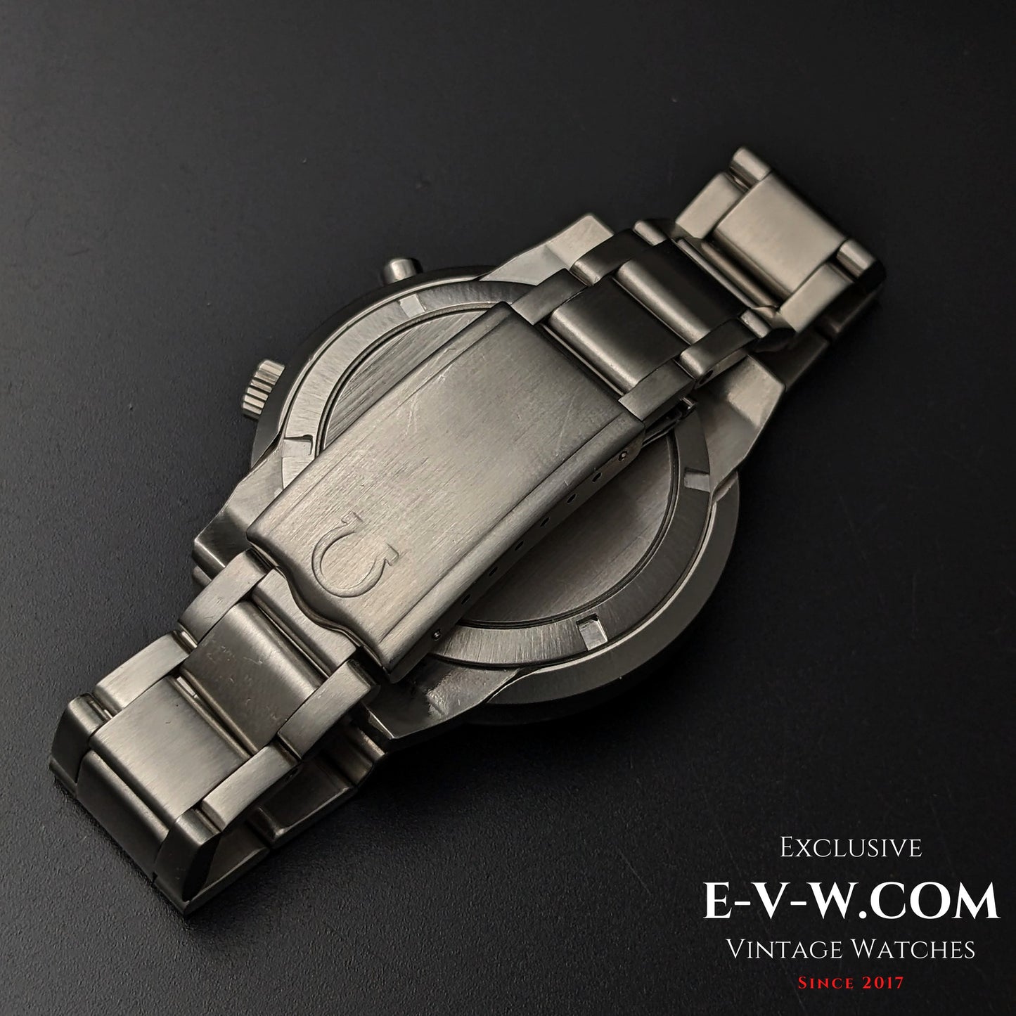 Omega Chronostop UFO vintage de 56 ans / Réf. 146012 / Cal. 920 / Année 1969 / Révisée 