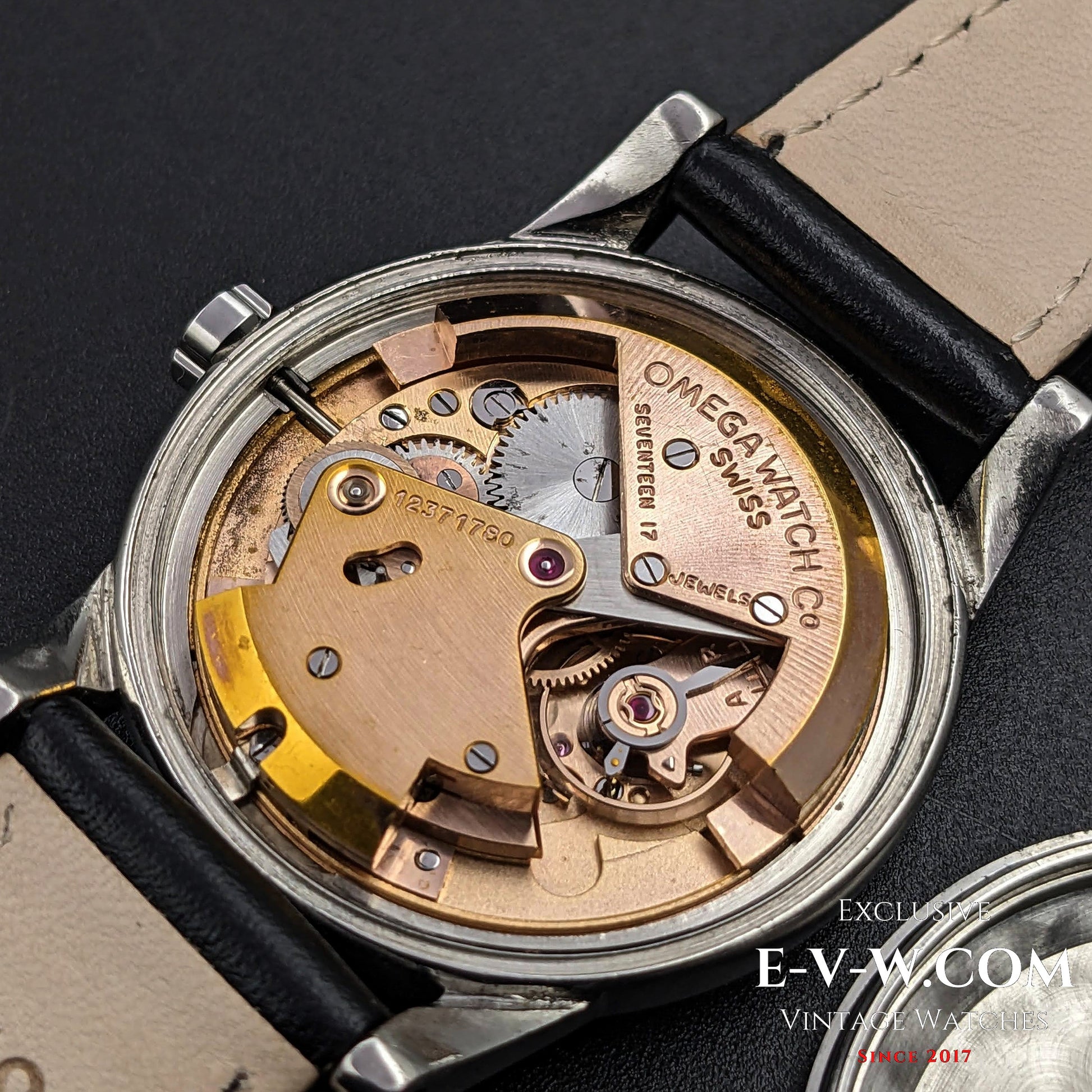 74 Years Old Vintage Omega Semaster Automatic Bumper Ref. 2577-6 / Cal. 351 / Vintage 1950